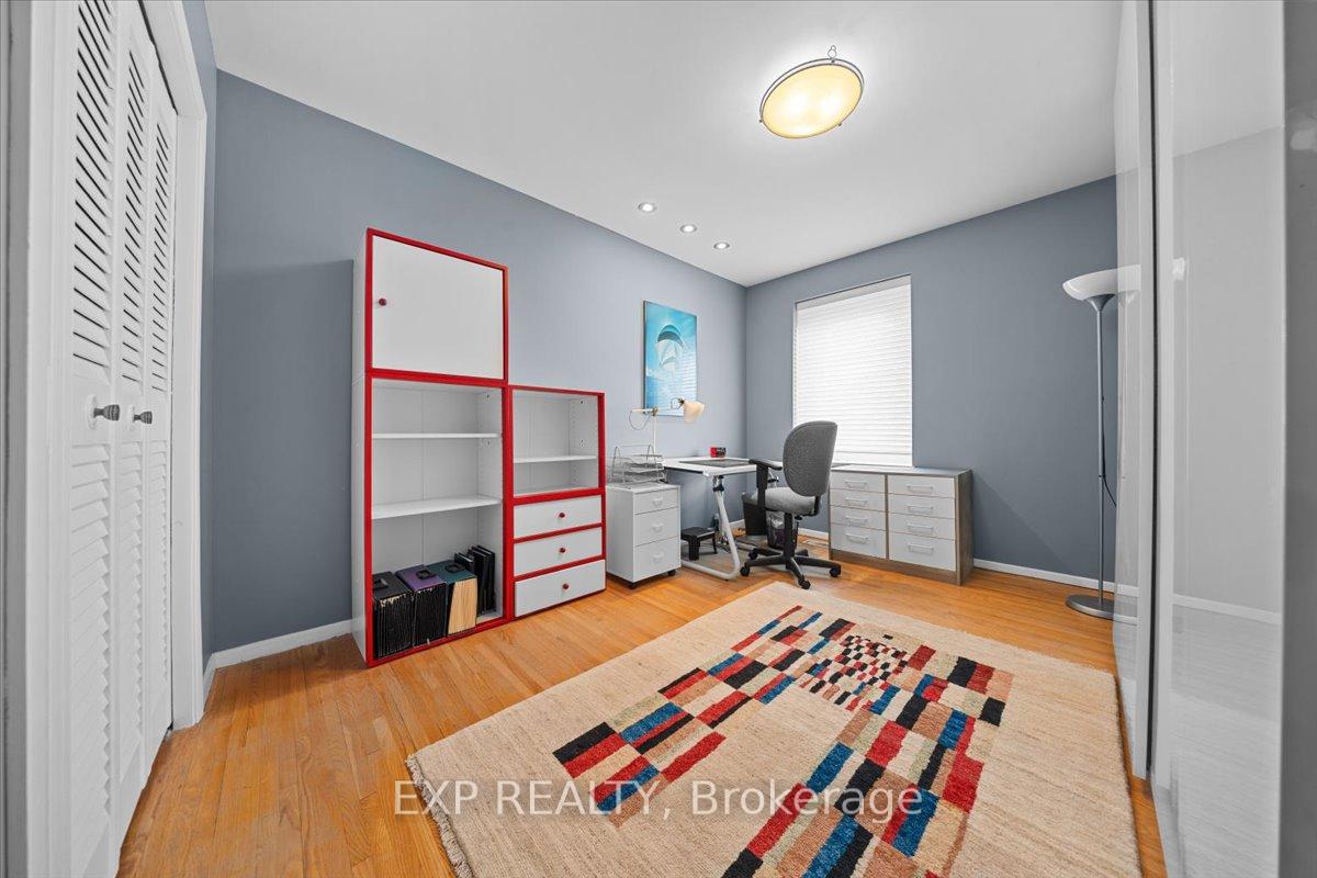 Photo 24 of 899 Dresden Crescent, Ottawa, Whitehaven — HOMEH