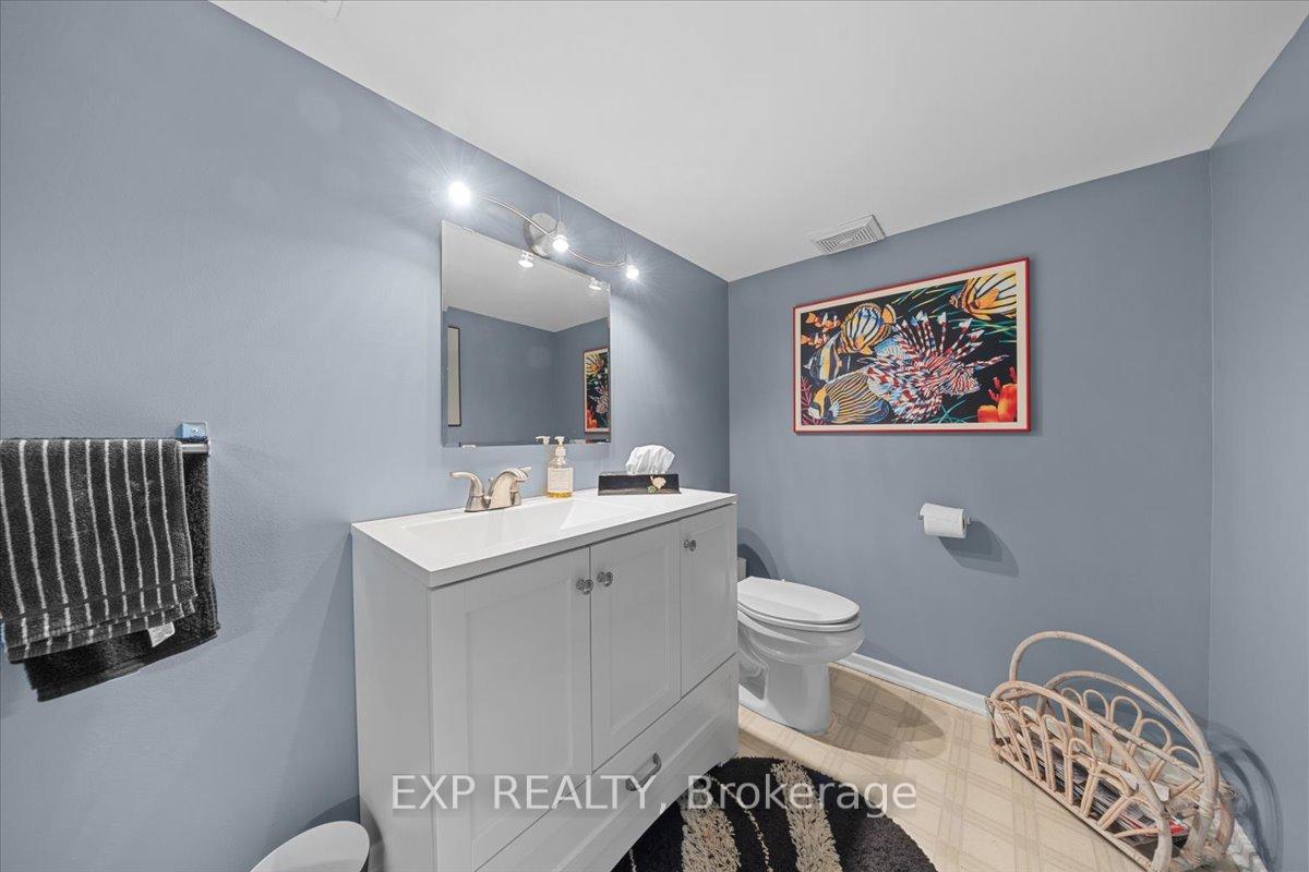 Photo 39 of 899 Dresden Crescent, Ottawa, Whitehaven — HOMEH