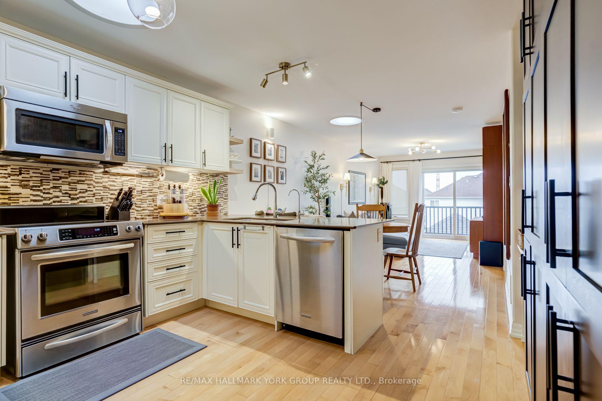 Photo 4 of 1796 Shelburne Street, Oshawa, Samac — HOMEH