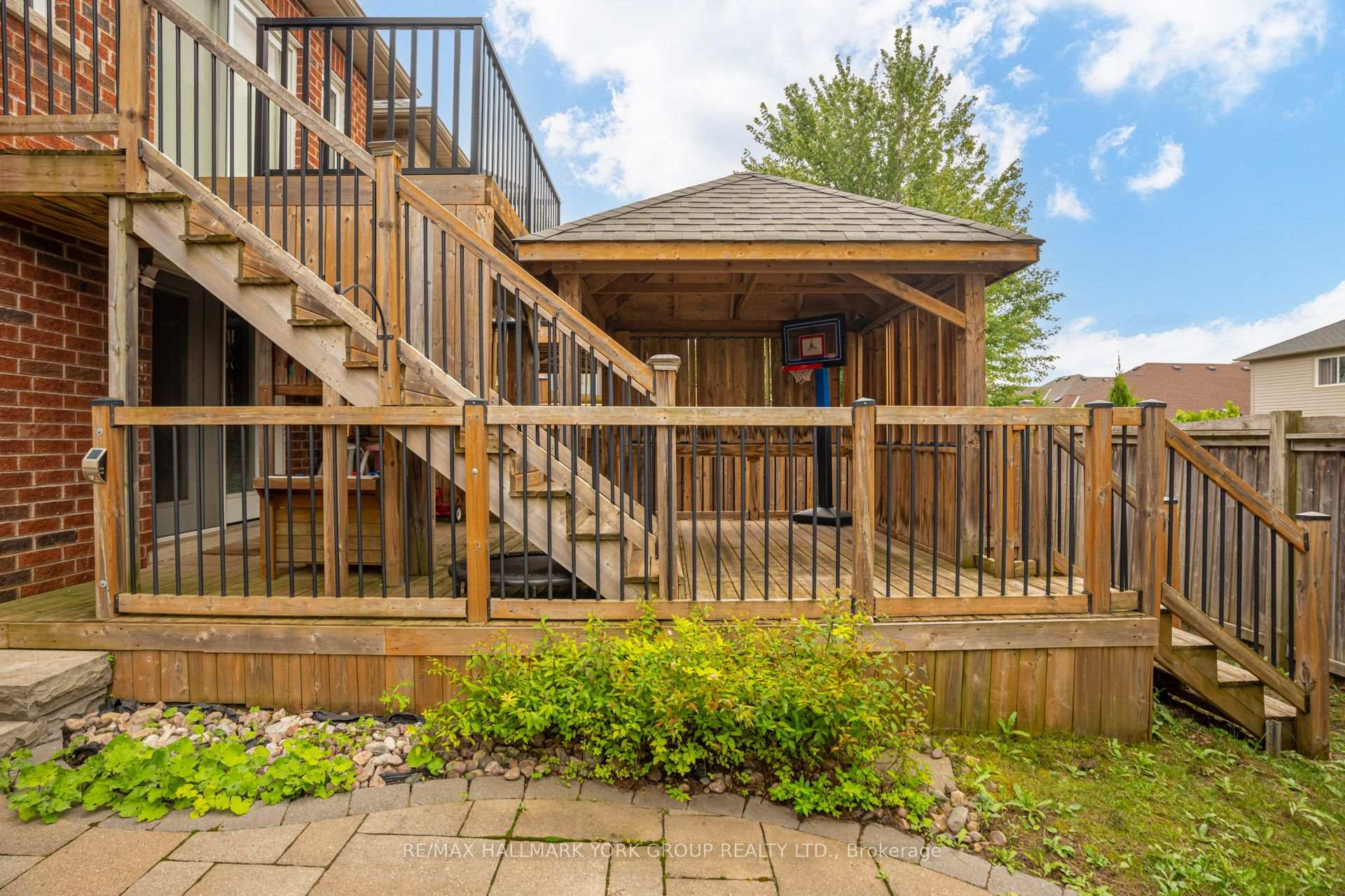 Photo 31 of 1796 Shelburne Street, Oshawa, Samac — HOMEH