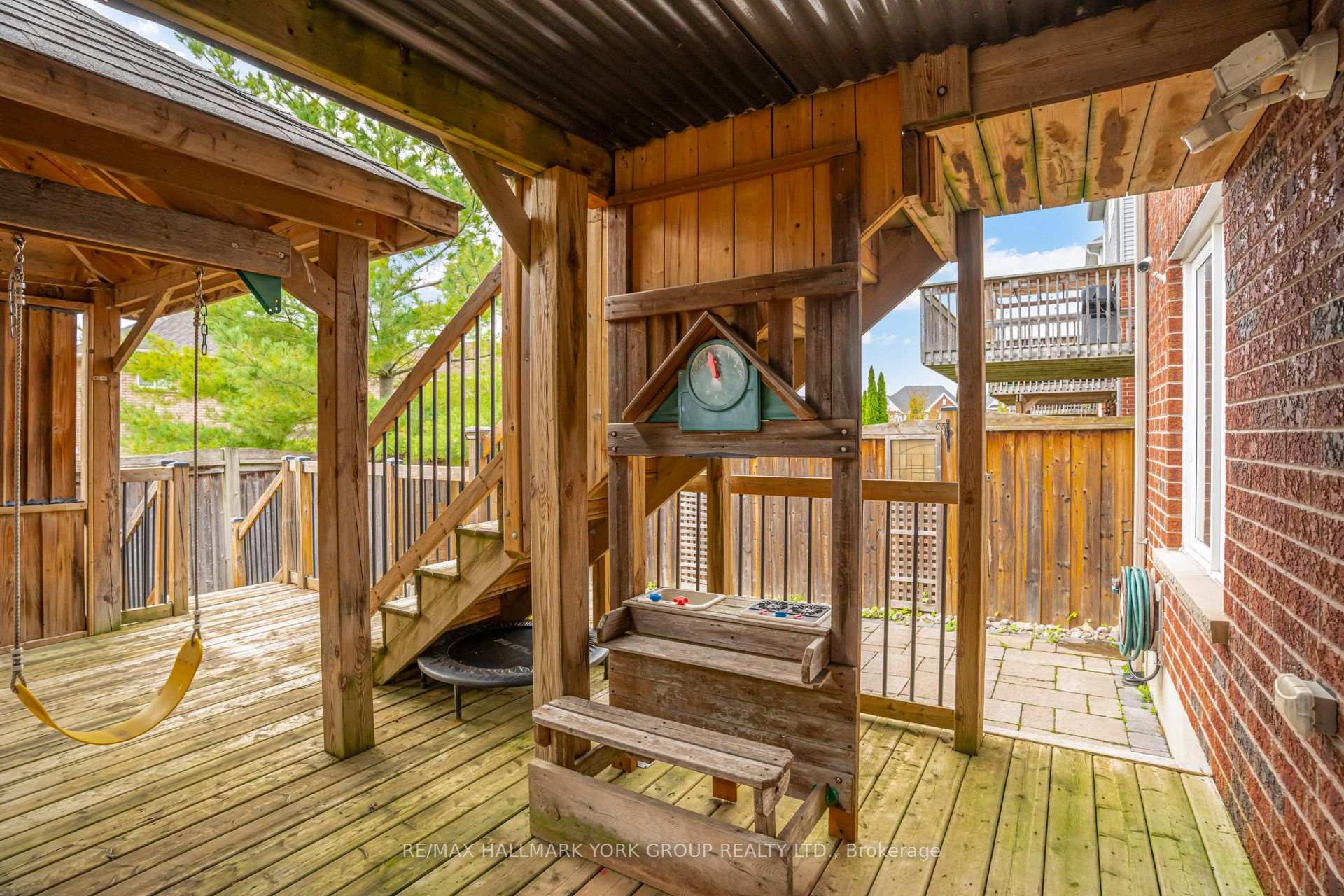 Photo 33 of 1796 Shelburne Street, Oshawa, Samac — HOMEH