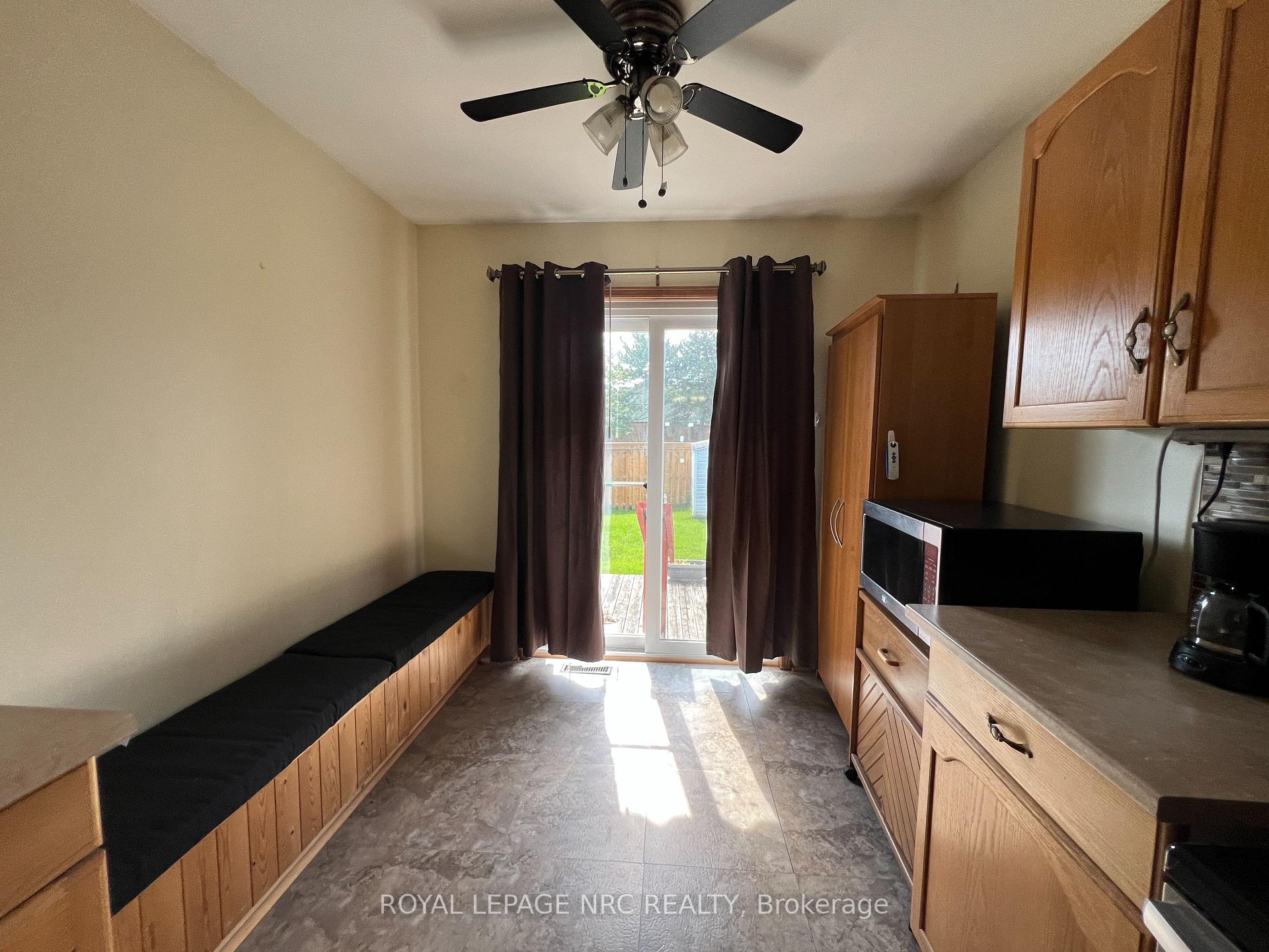 Photo 10 of 46 Andrea Drive, St. Catharines, Rykert/Vansickle — HOMEH