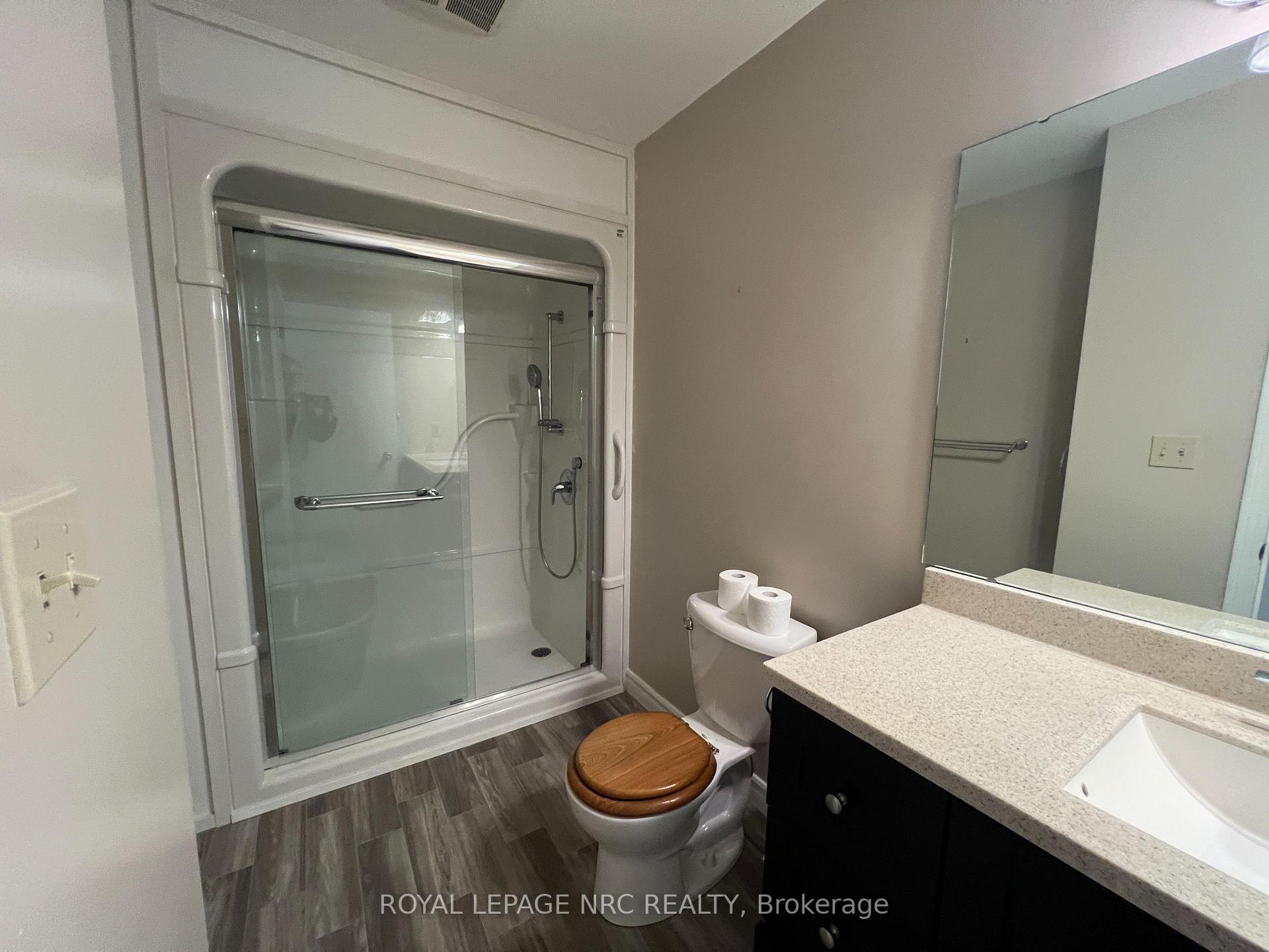 Photo 14 of 46 Andrea Drive, St. Catharines, Rykert/Vansickle — HOMEH