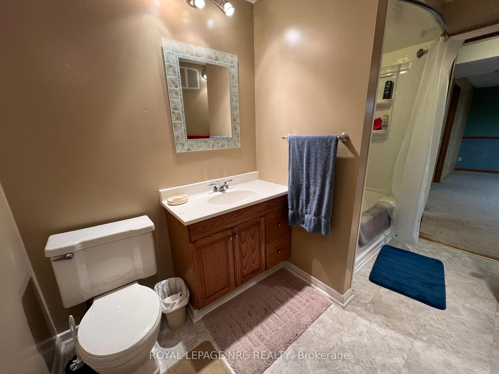 Photo 22 of 46 Andrea Drive, St. Catharines, Rykert/Vansickle — HOMEH