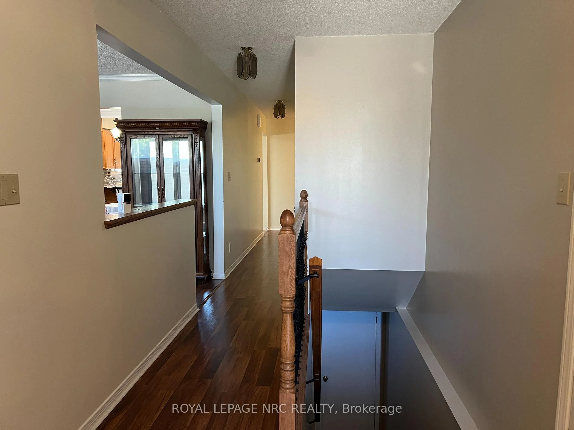 Photo 16 of 46 Andrea Drive, St. Catharines, Rykert/Vansickle — HOMEH