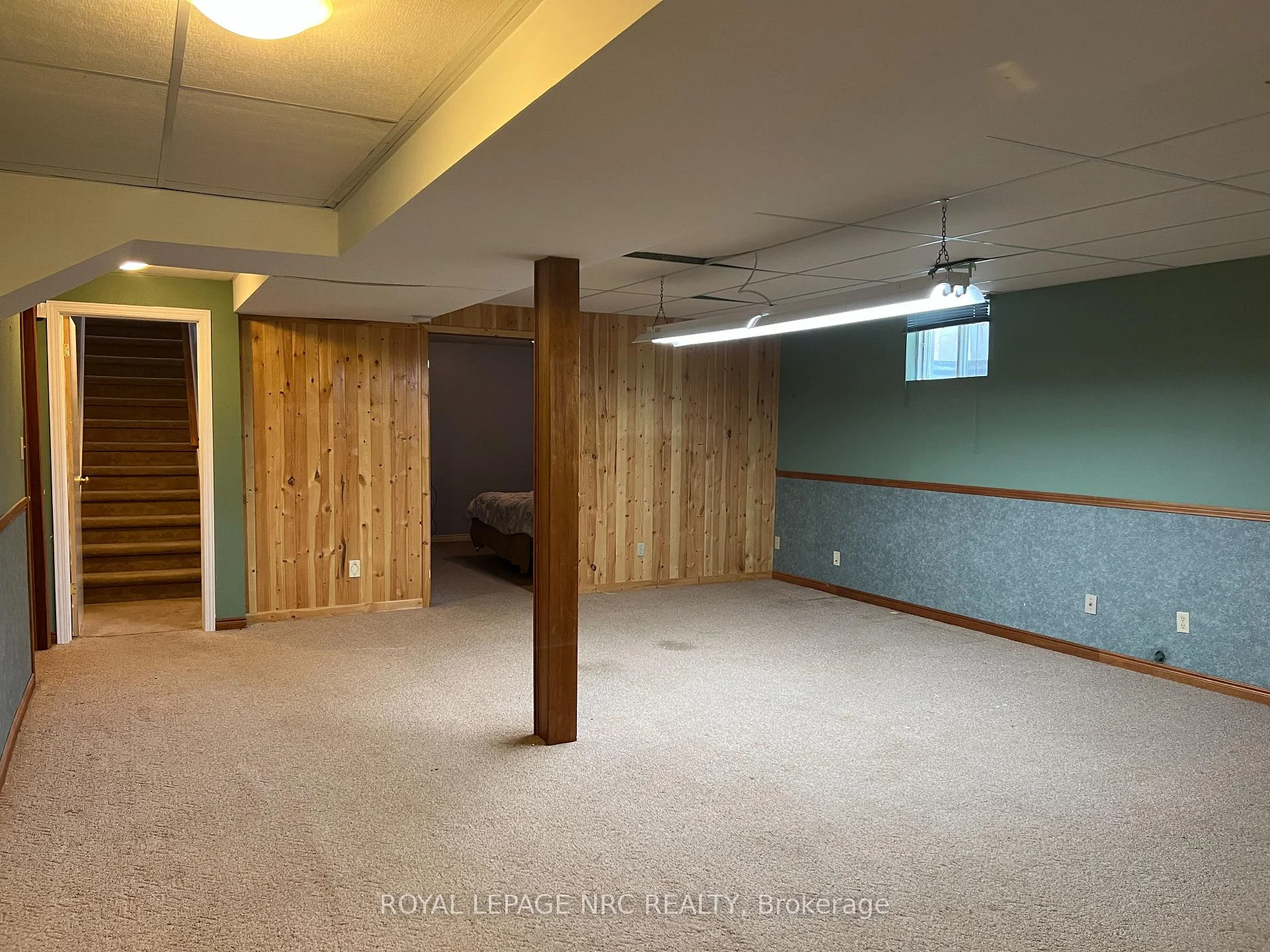 Photo 19 of 46 Andrea Drive, St. Catharines, Rykert/Vansickle — HOMEH