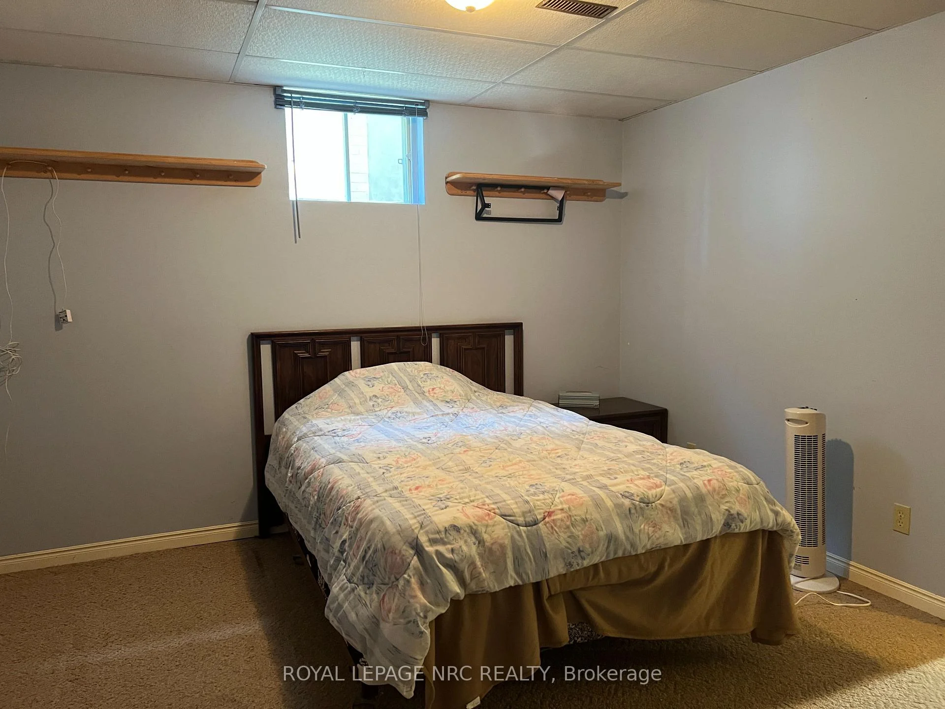 Photo 23 of 46 Andrea Drive, St. Catharines, Rykert/Vansickle — HOMEH