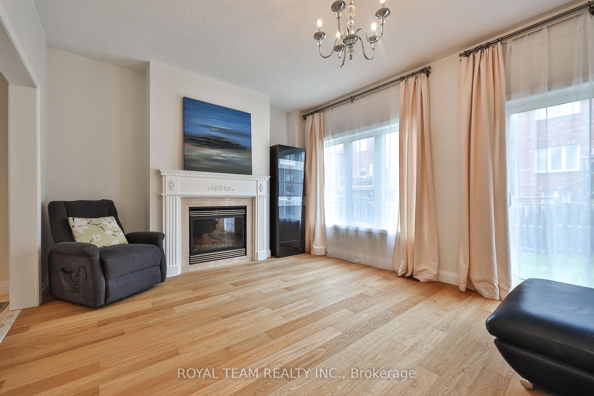 Photo 12 of 12 Spring Arbour Road, Vaughan, Patterson — HOMEH