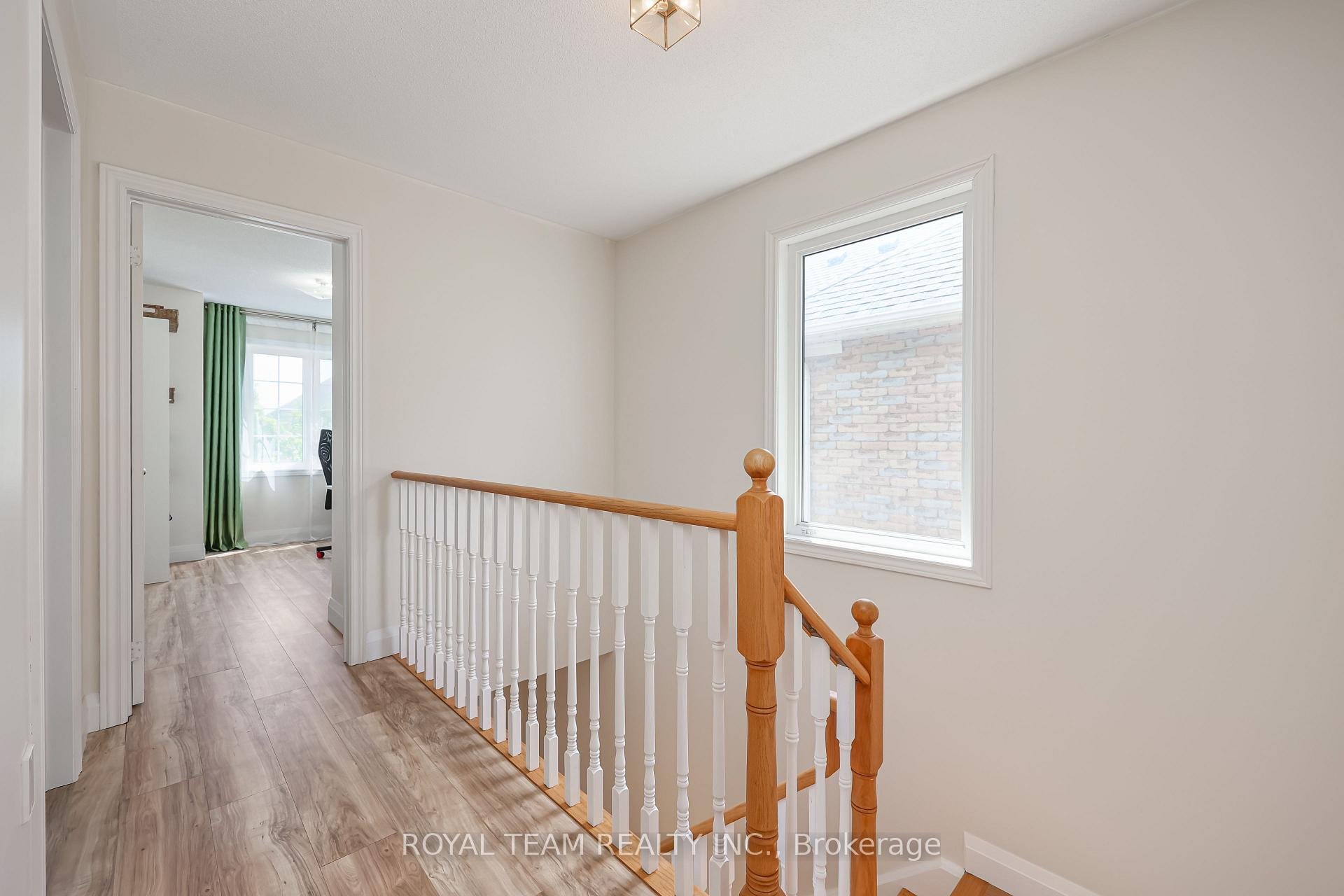 Photo 15 of 12 Spring Arbour Road, Vaughan, Patterson — HOMEH