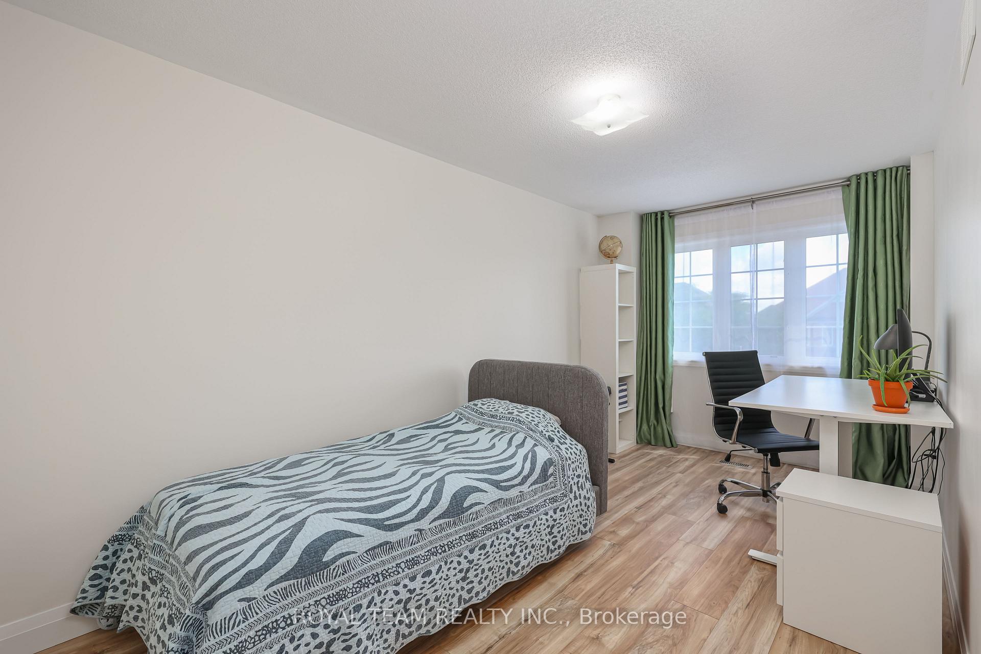 Photo 21 of 12 Spring Arbour Road, Vaughan, Patterson — HOMEH