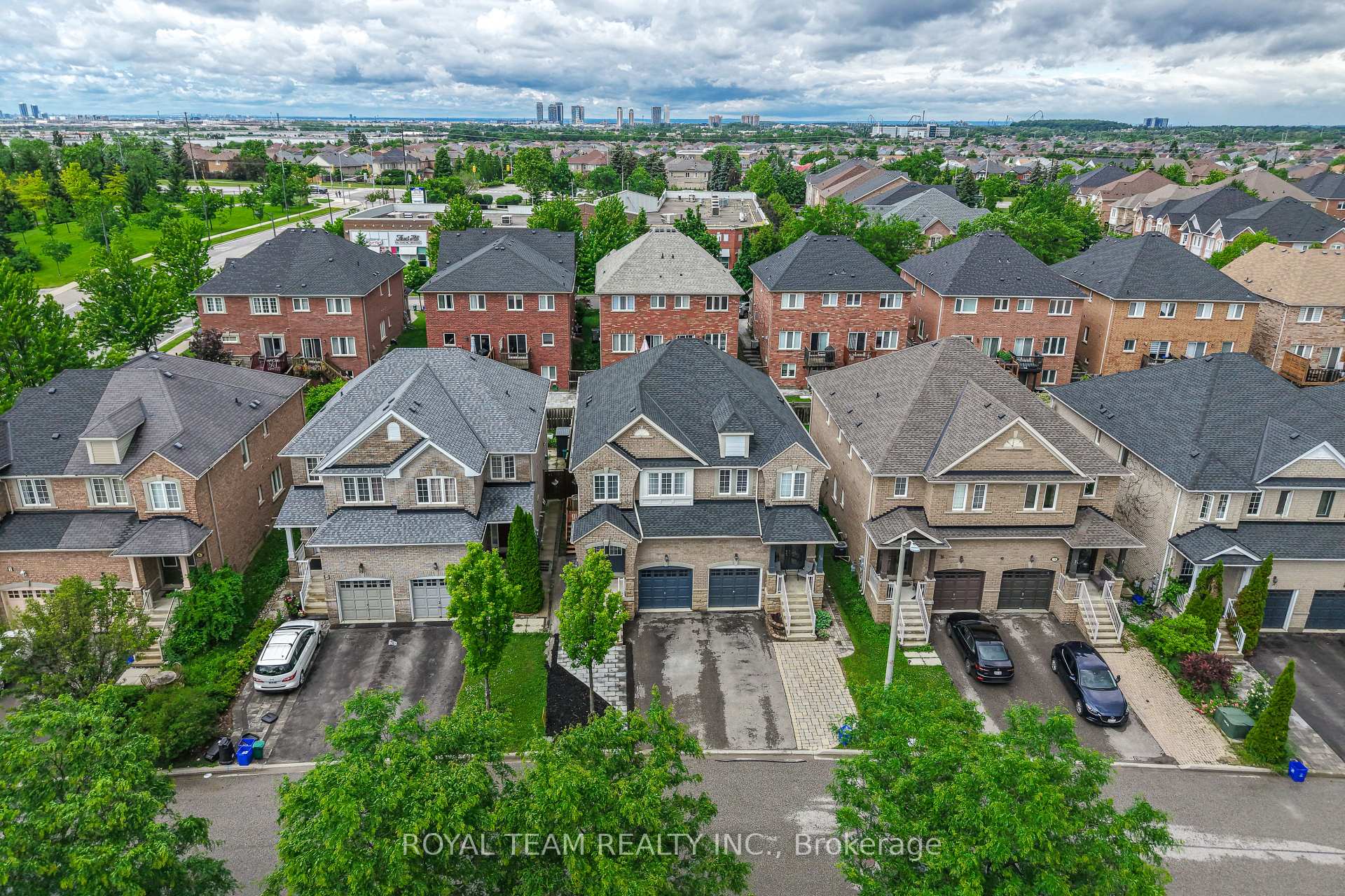 Photo 33 of 12 Spring Arbour Road, Vaughan, Patterson — HOMEH