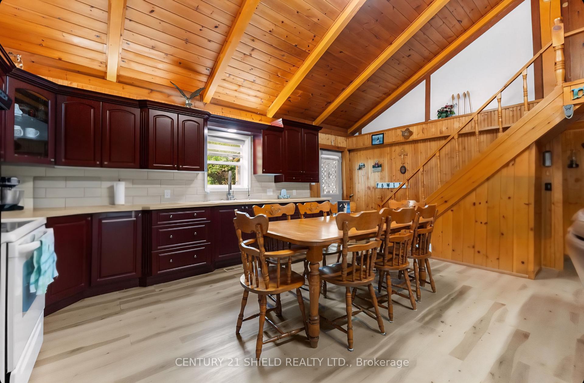 Photo 8 of 121 Maple Drive, South Algonquin — HOMEH
