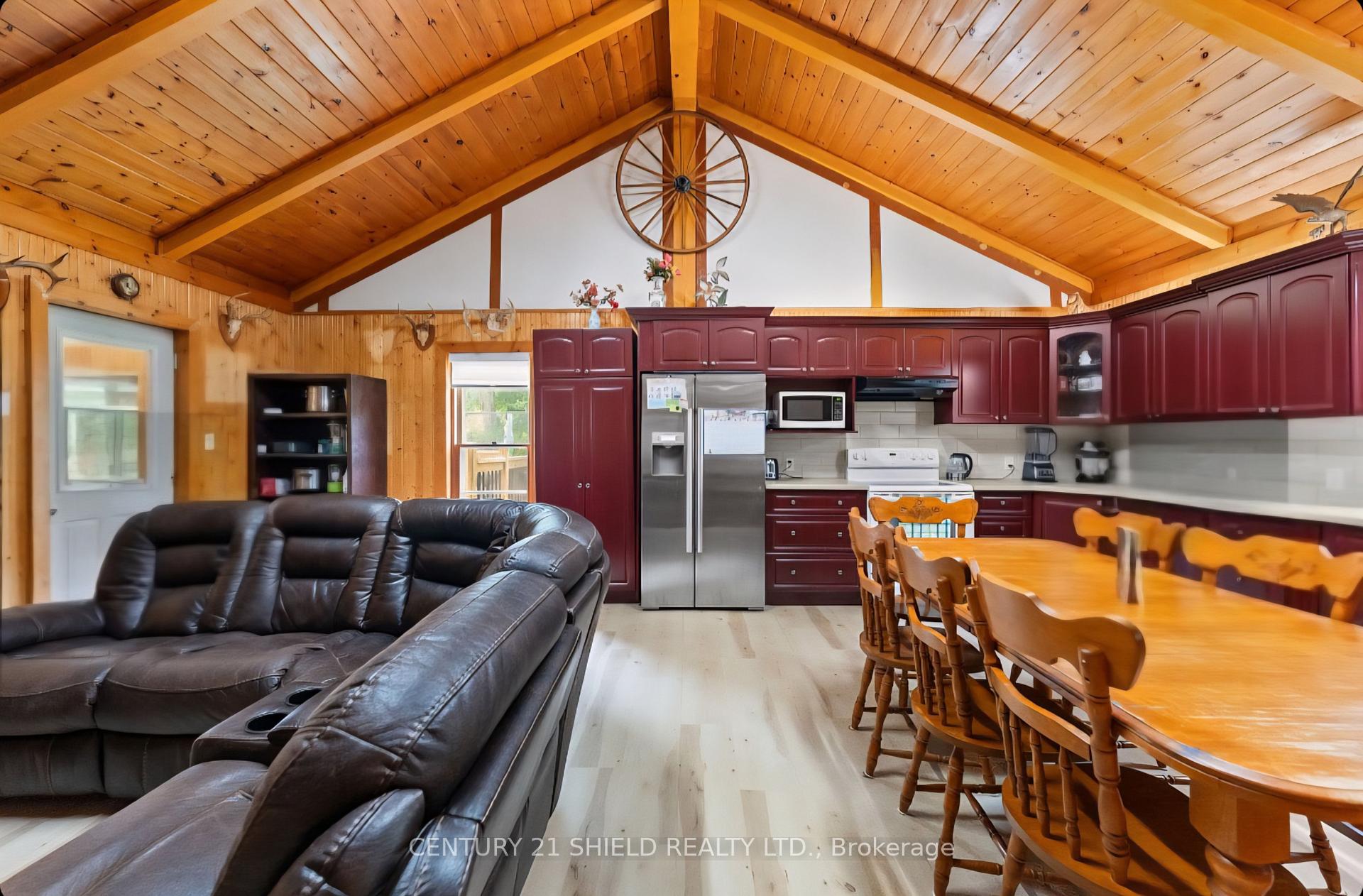 Photo 10 of 121 Maple Drive, South Algonquin — HOMEH