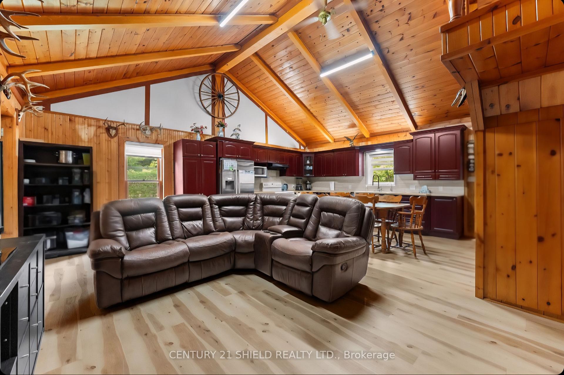 Photo 12 of 121 Maple Drive, South Algonquin — HOMEH
