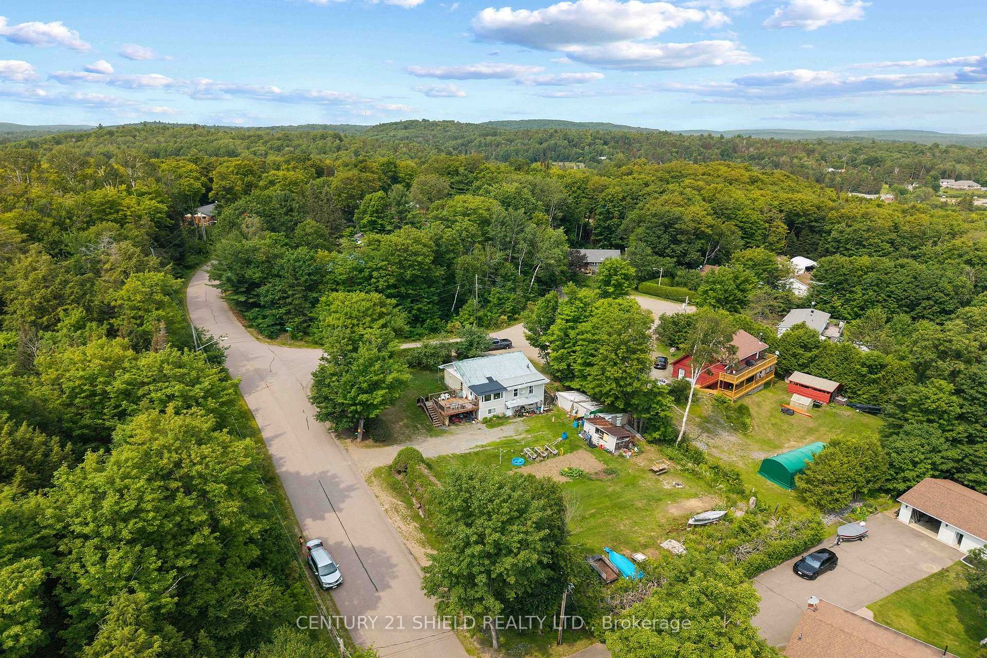 Photo 5 of 121 Maple Drive, South Algonquin — HOMEH