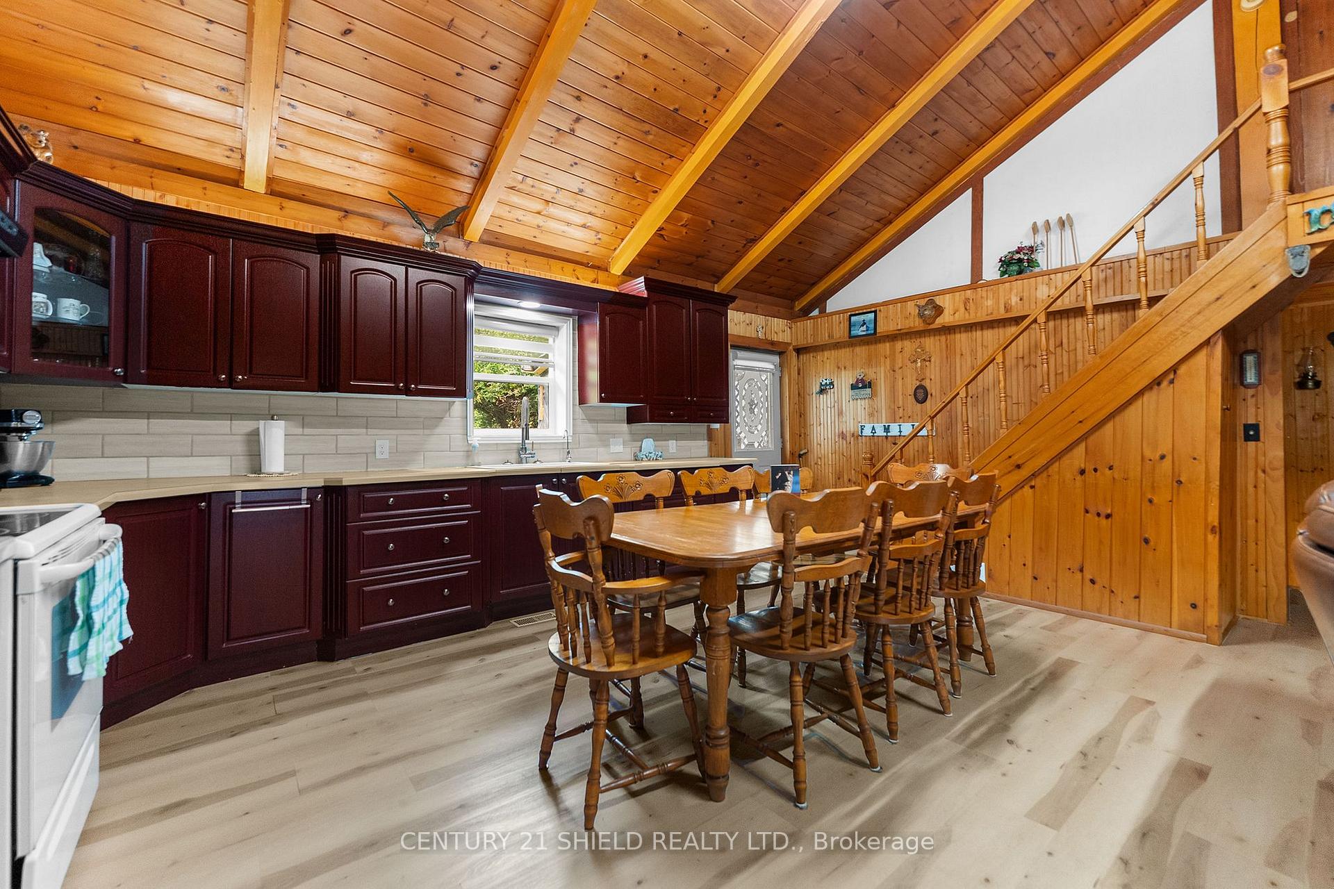 Photo 9 of 121 Maple Drive, South Algonquin — HOMEH