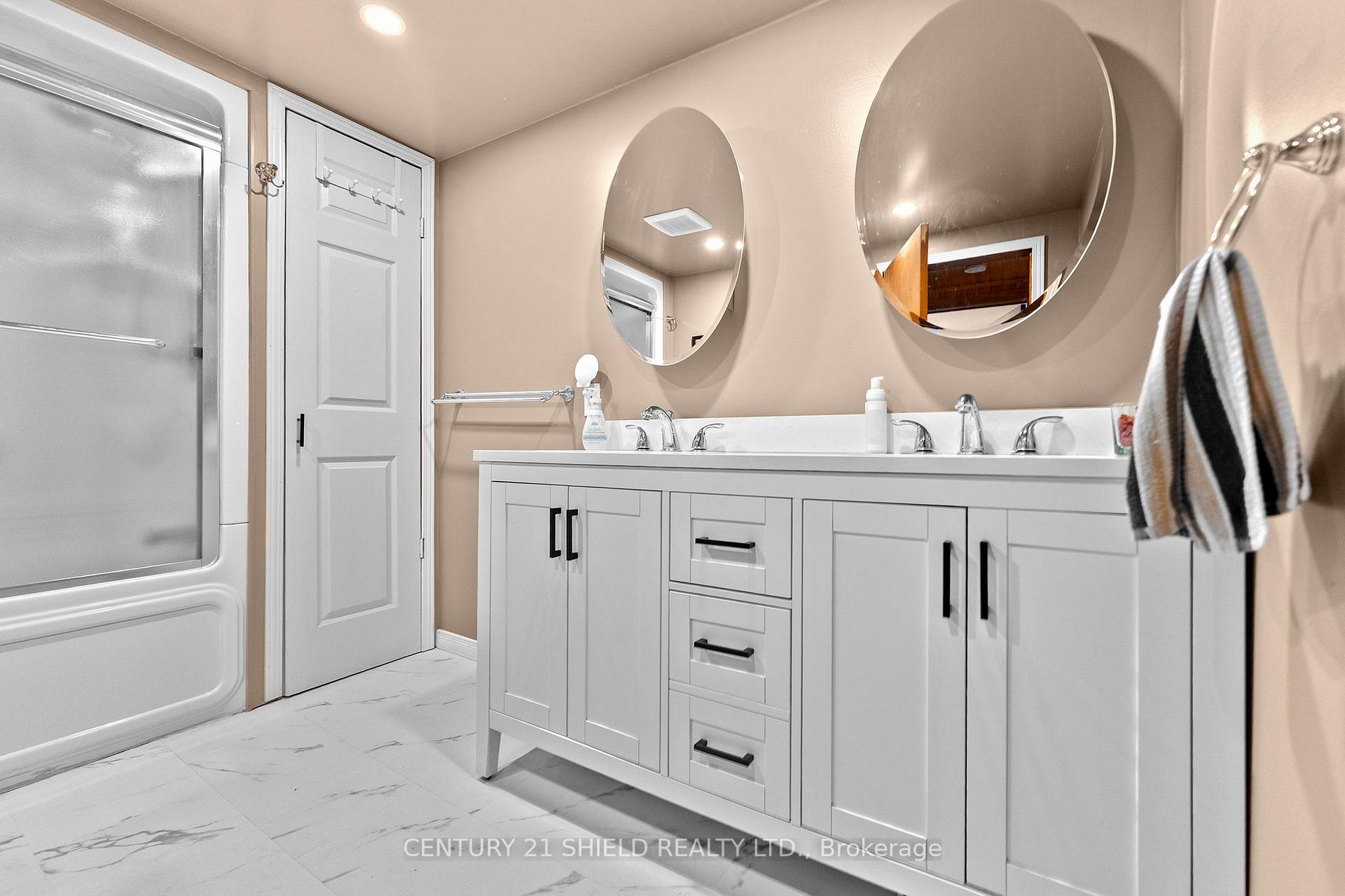 Photo 23 of 121 Maple Drive, South Algonquin — HOMEH