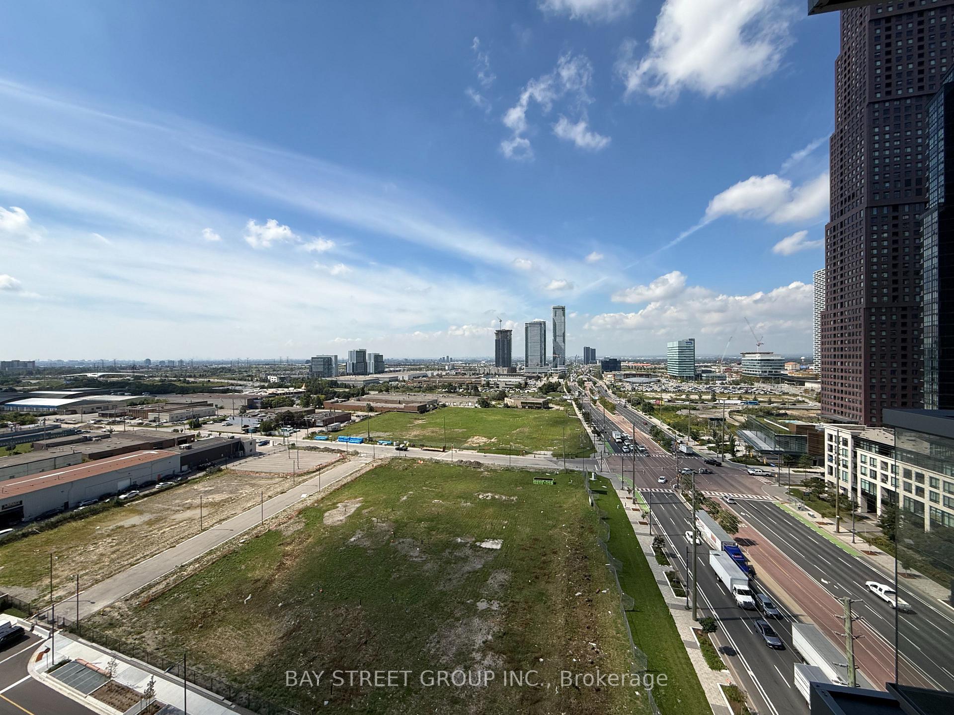 Photo 17 of Unit 1210A, 5 Meadowdale Road, Vaughan, Vaughan Corporate Centre — HOMEH