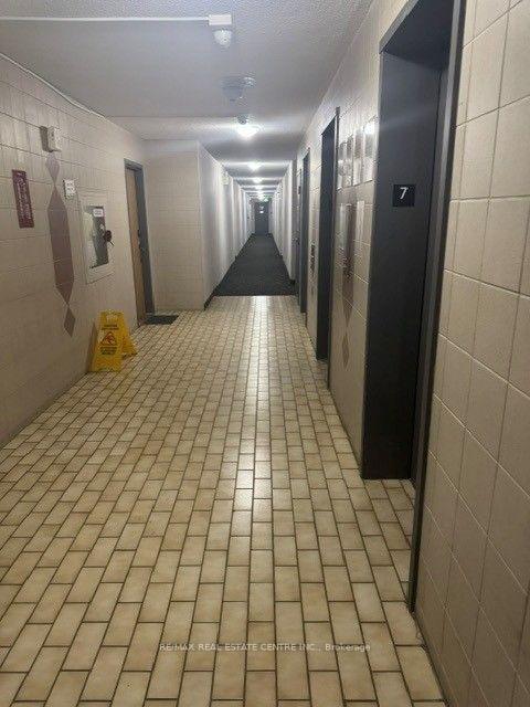 Photo 4 of Unit 715, 4 Lisa Street W, Brampton, Queen Street Corridor — HOMEH