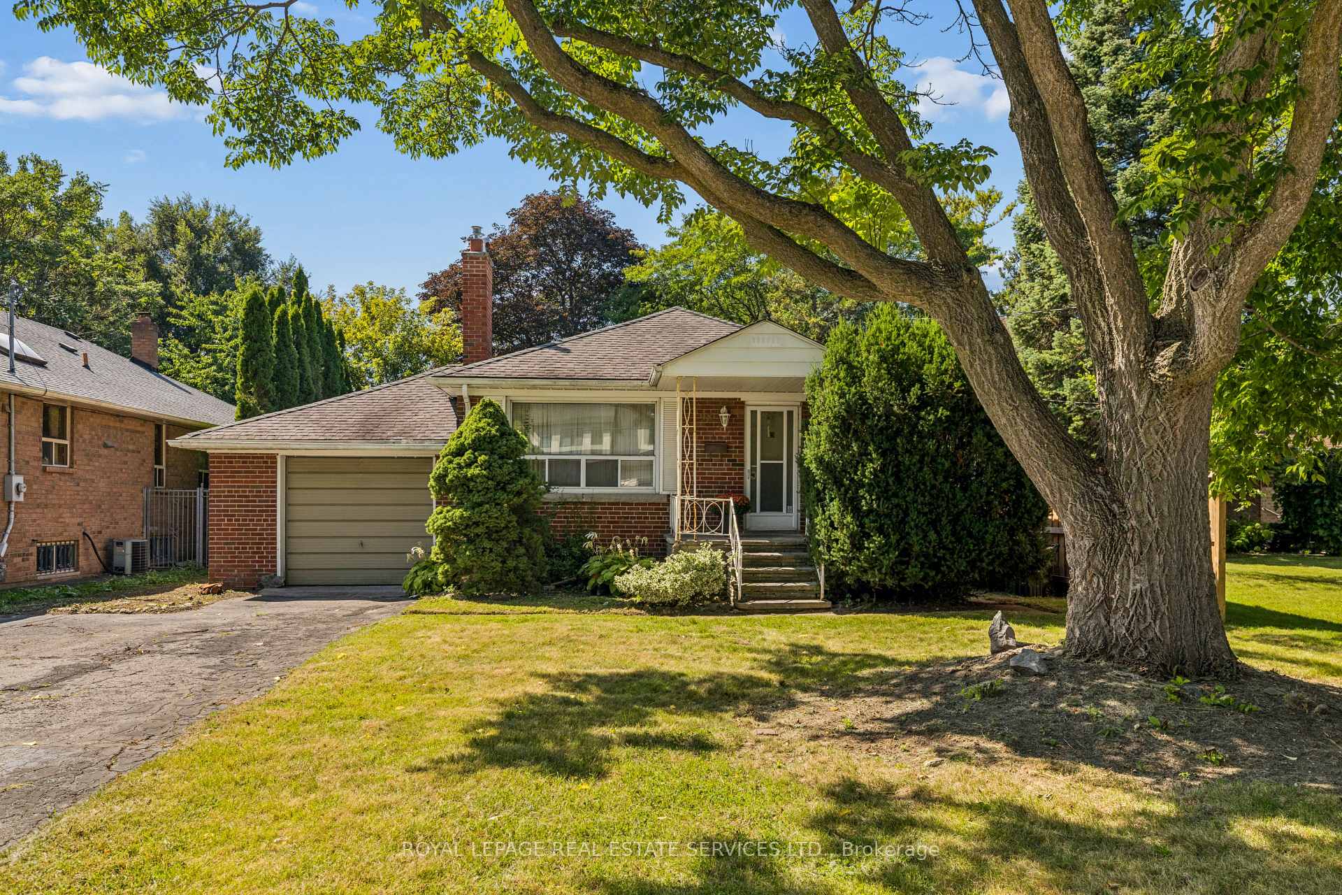 Photo 1 of 98 Prennan Avenue, Etobicoke, Islington-City Centre West — HOMEH
