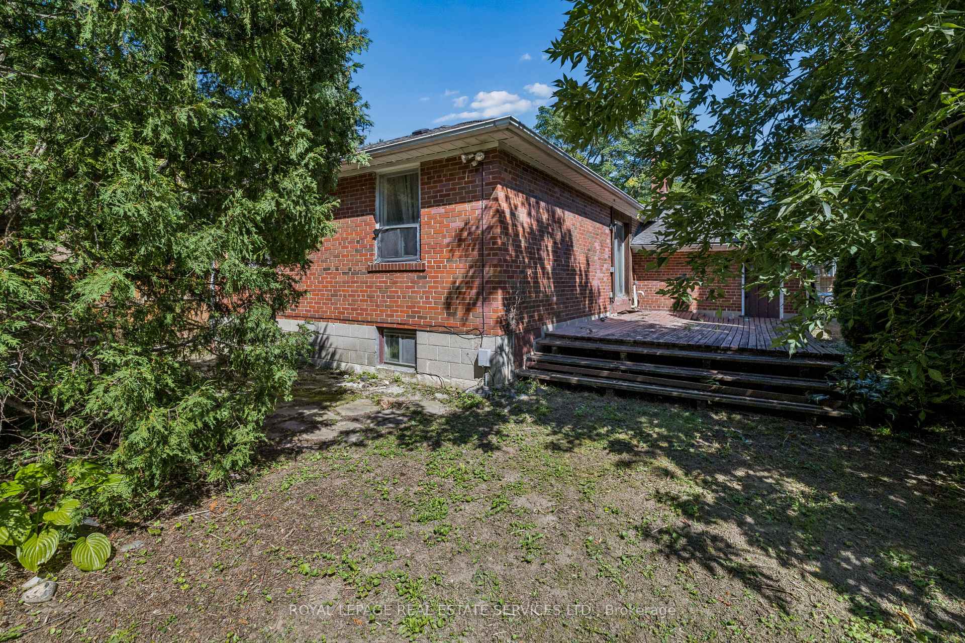 Photo 4 of 98 Prennan Avenue, Etobicoke, Islington-City Centre West — HOMEH