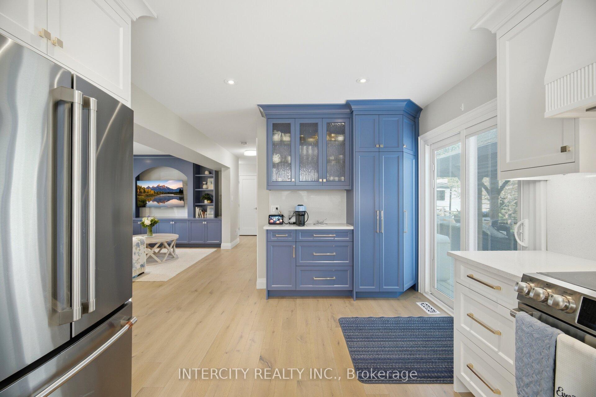 Photo 18 of 2262 Webb Street, Innisfil, Stroud — HOMEH