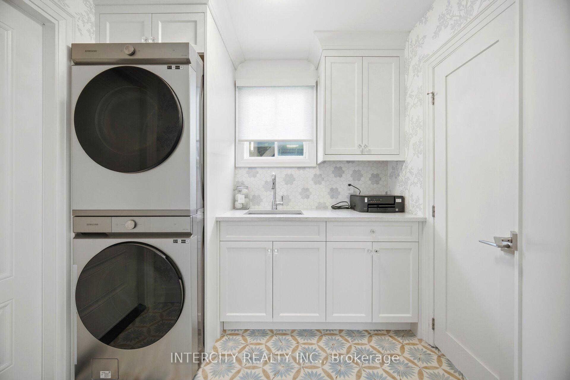 Photo 19 of 2262 Webb Street, Innisfil, Stroud — HOMEH