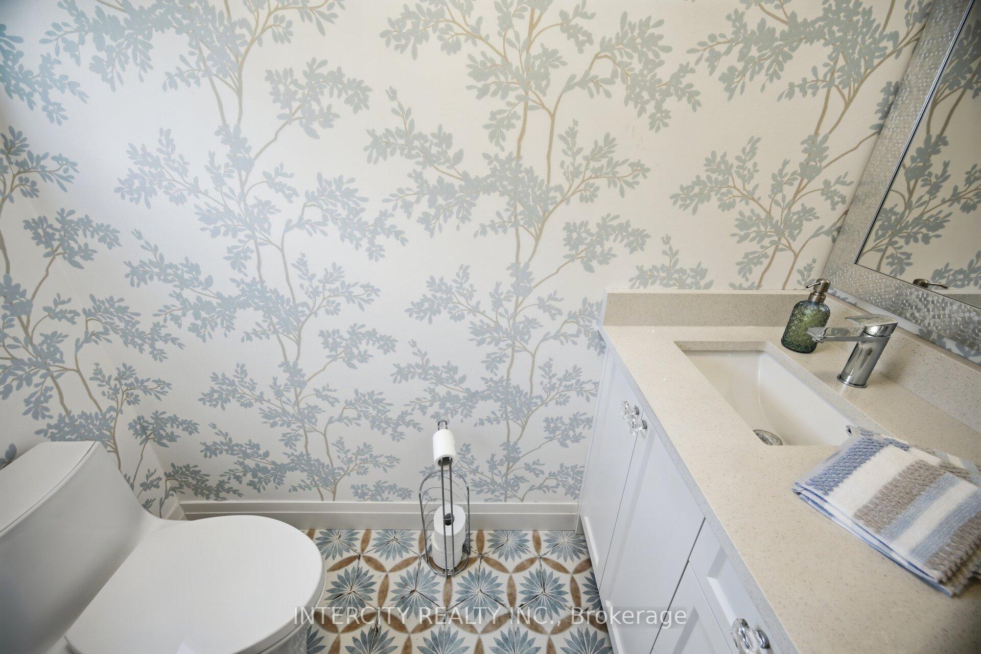 Photo 20 of 2262 Webb Street, Innisfil, Stroud — HOMEH