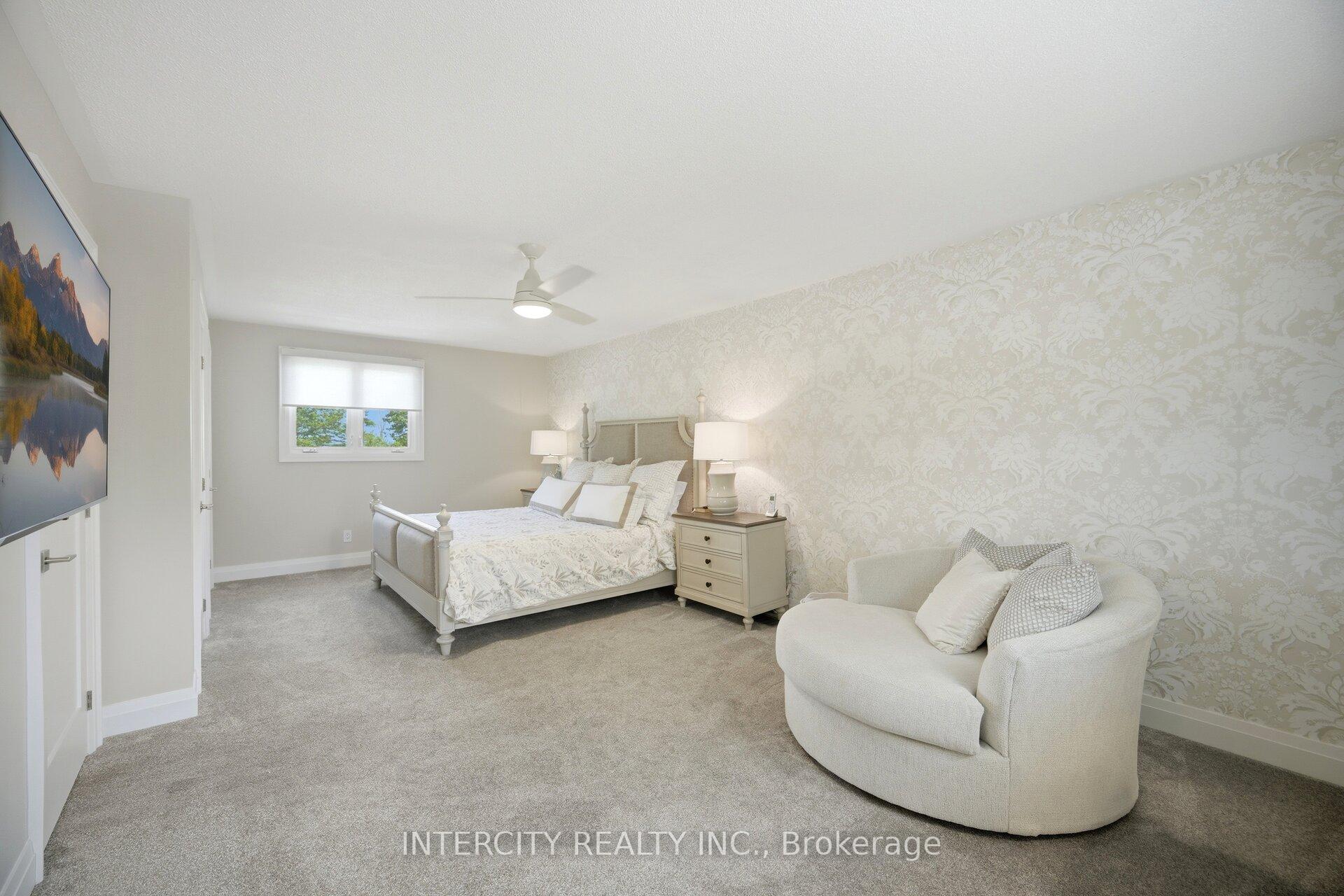 Photo 22 of 2262 Webb Street, Innisfil, Stroud — HOMEH