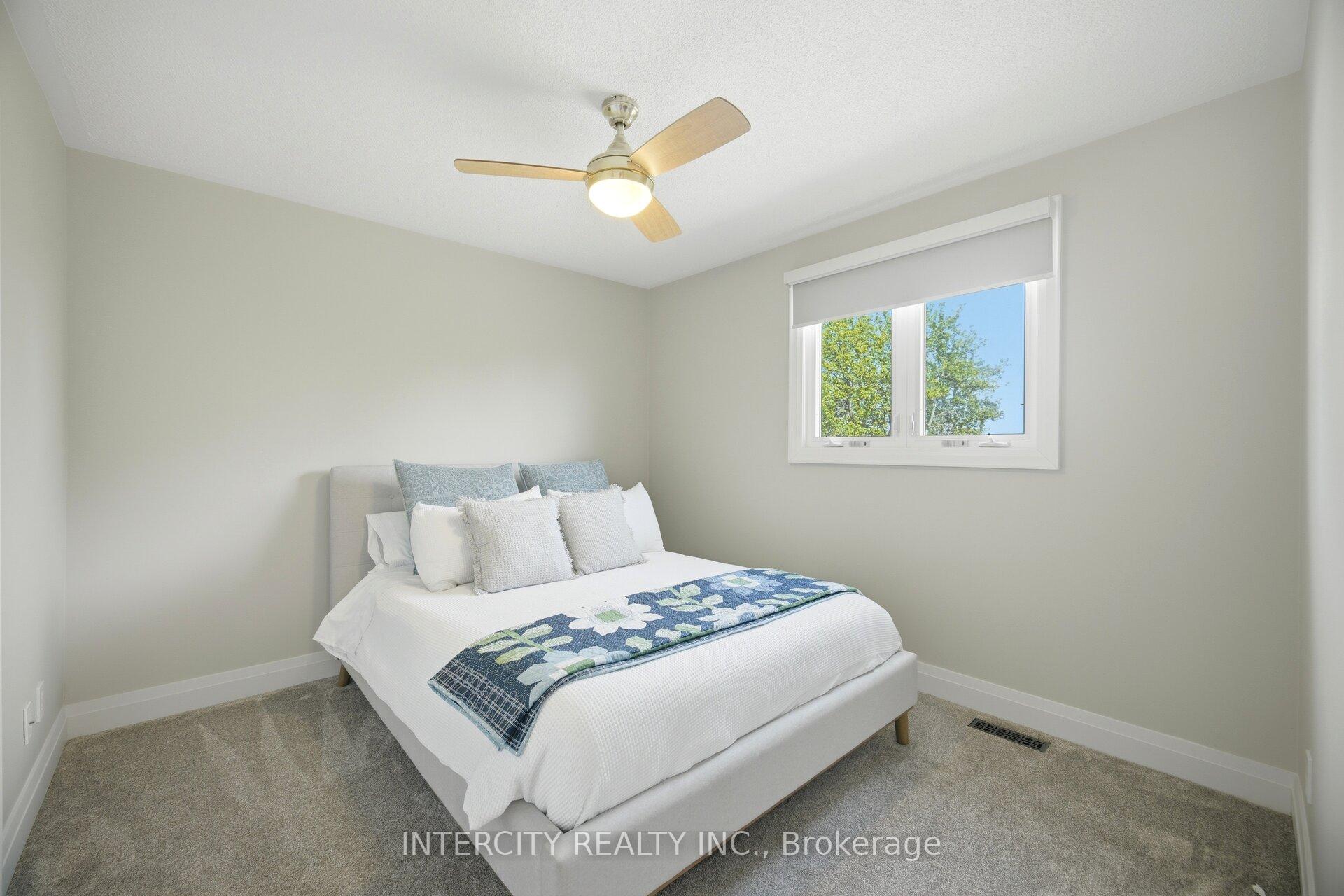 Photo 27 of 2262 Webb Street, Innisfil, Stroud — HOMEH