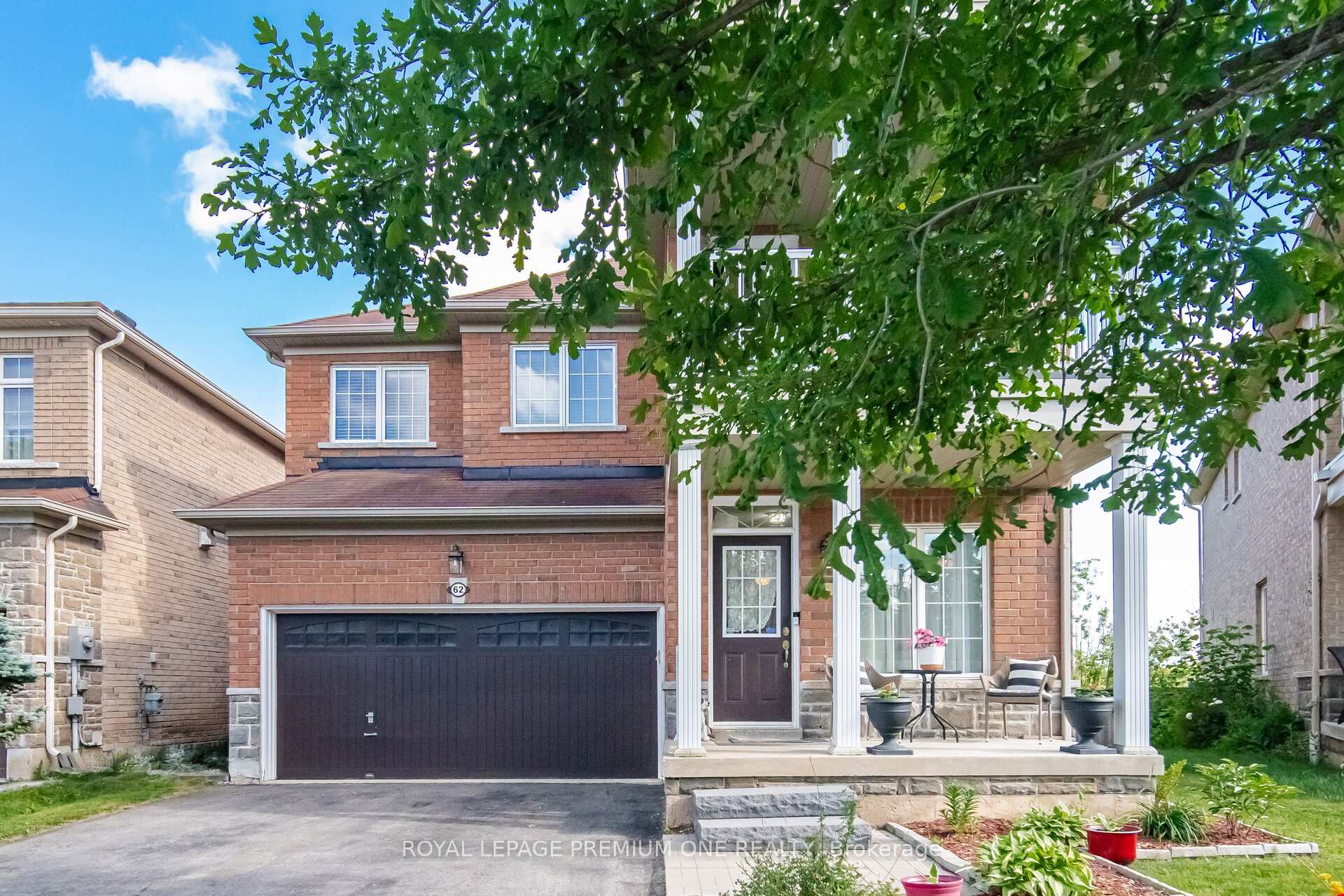 Front of 62 Lost Pond Crescent
