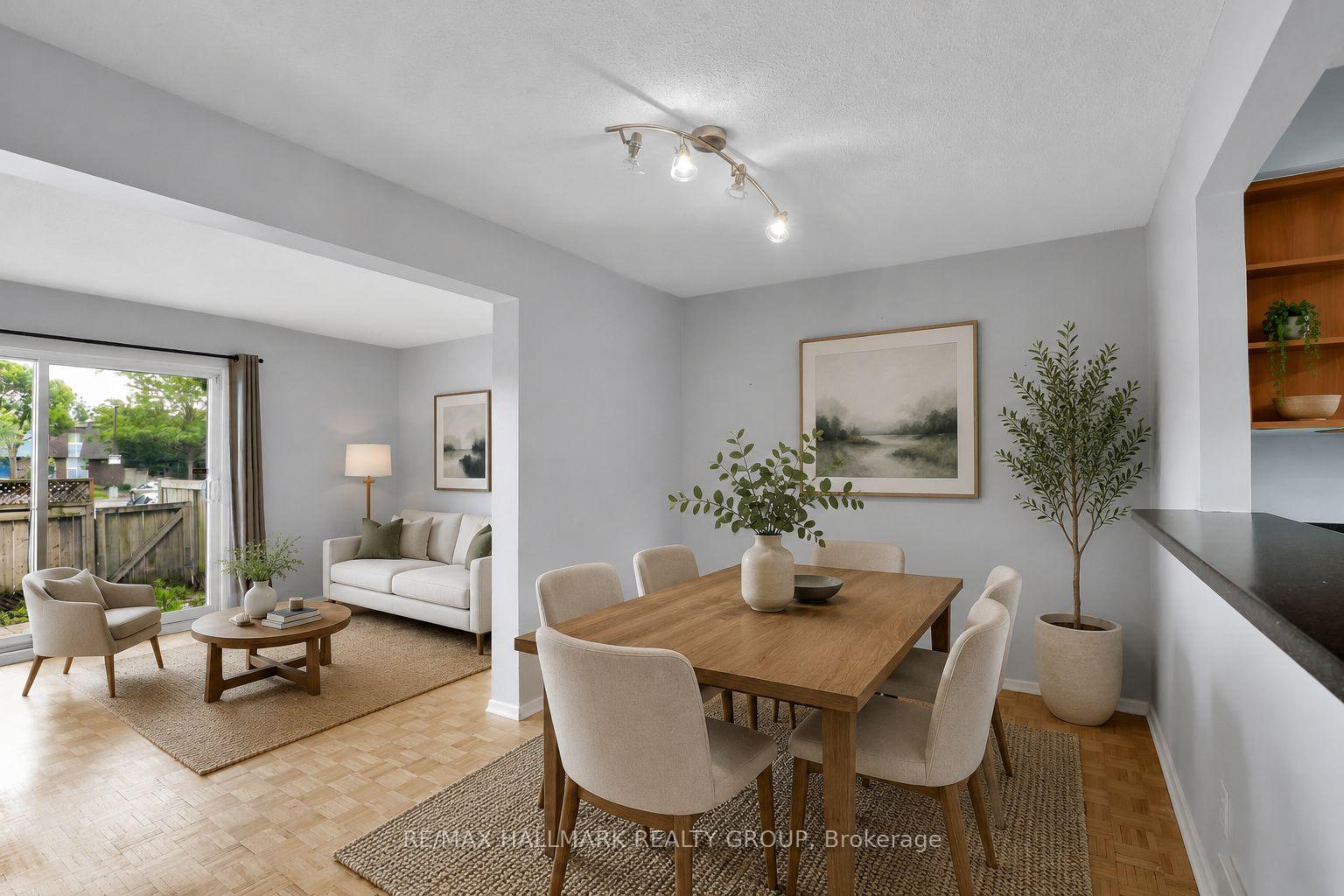 Photo 12 of 2912 Fairlea Crescent, Ottawa, Heron Gate/Industrial Park — HOMEH