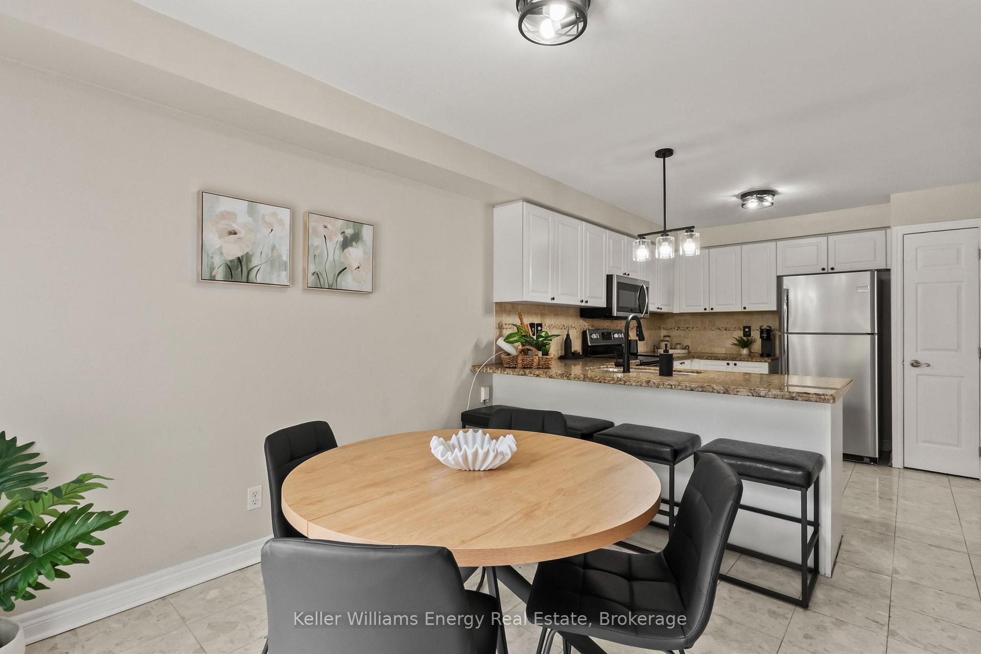 Photo 12 of 35 Virginia Drive, Whitby, Pringle Creek — HOMEH