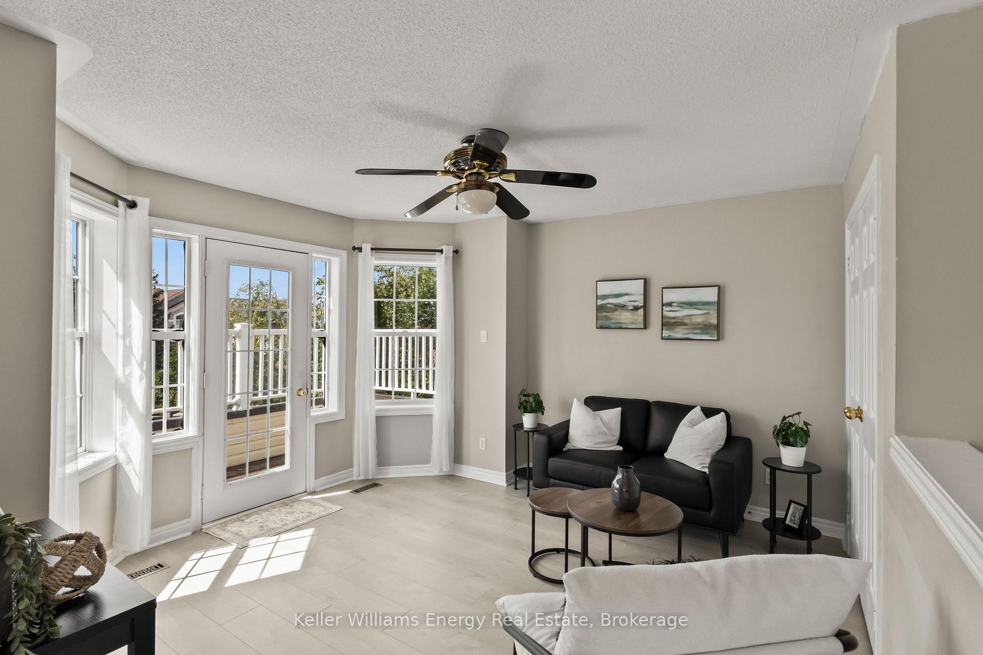 Photo 15 of 35 Virginia Drive, Whitby, Pringle Creek — HOMEH