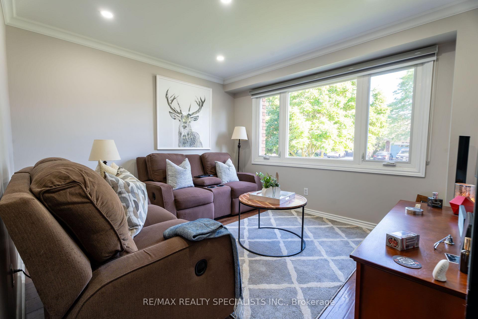 Photo 14 of 39 Parkside Drive, Brampton, Brampton South — HOMEH
