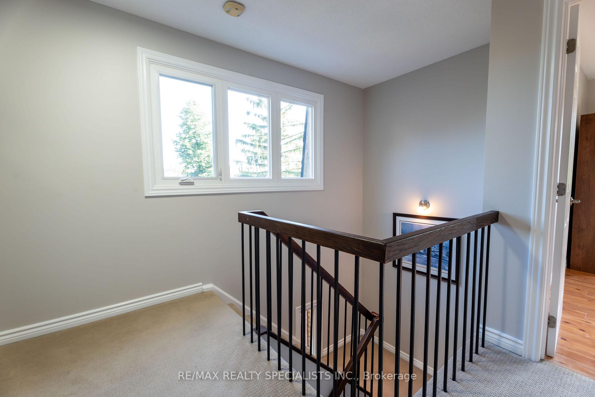 Photo 18 of 39 Parkside Drive, Brampton, Brampton South — HOMEH