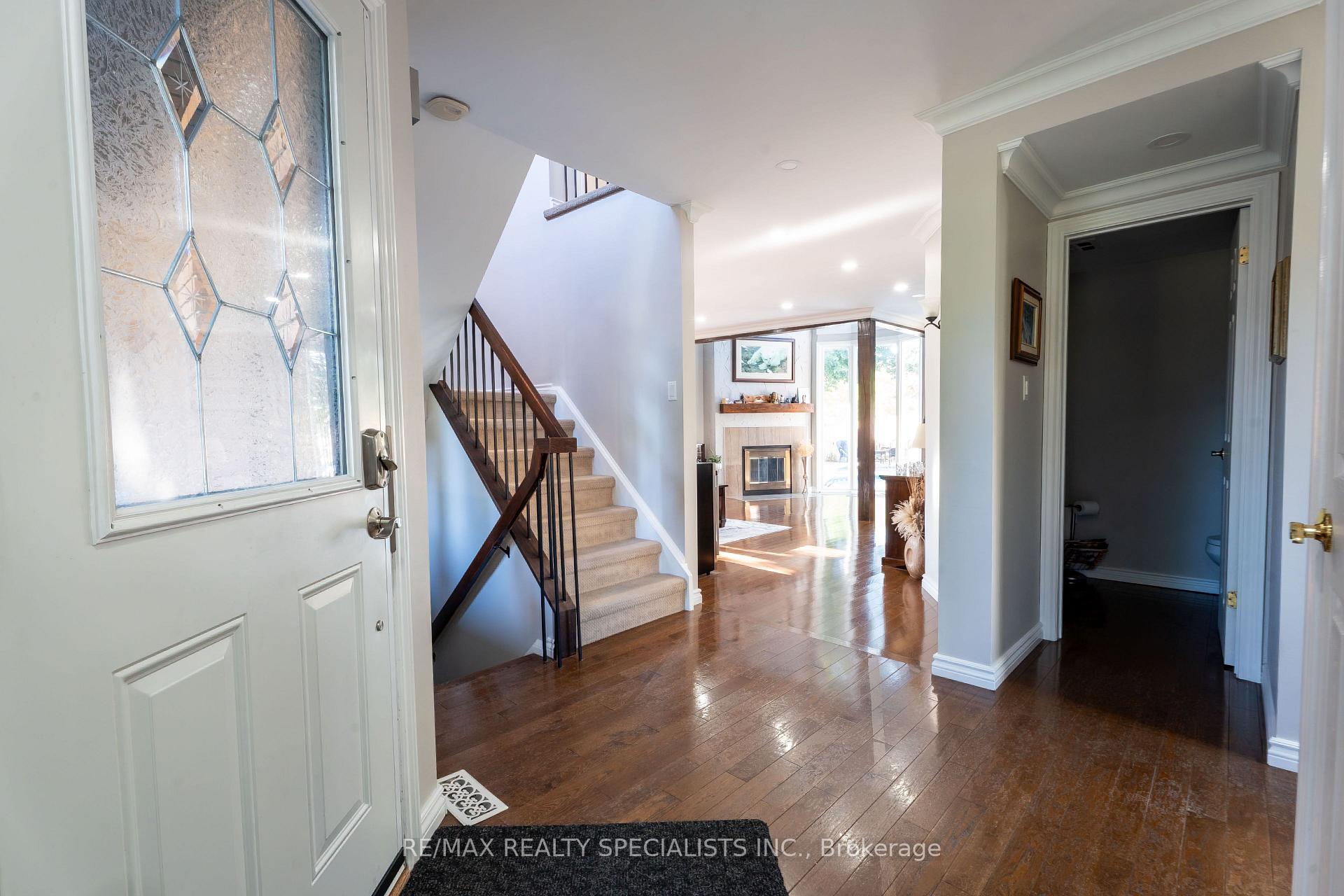 Photo 32 of 39 Parkside Drive, Brampton, Brampton South — HOMEH