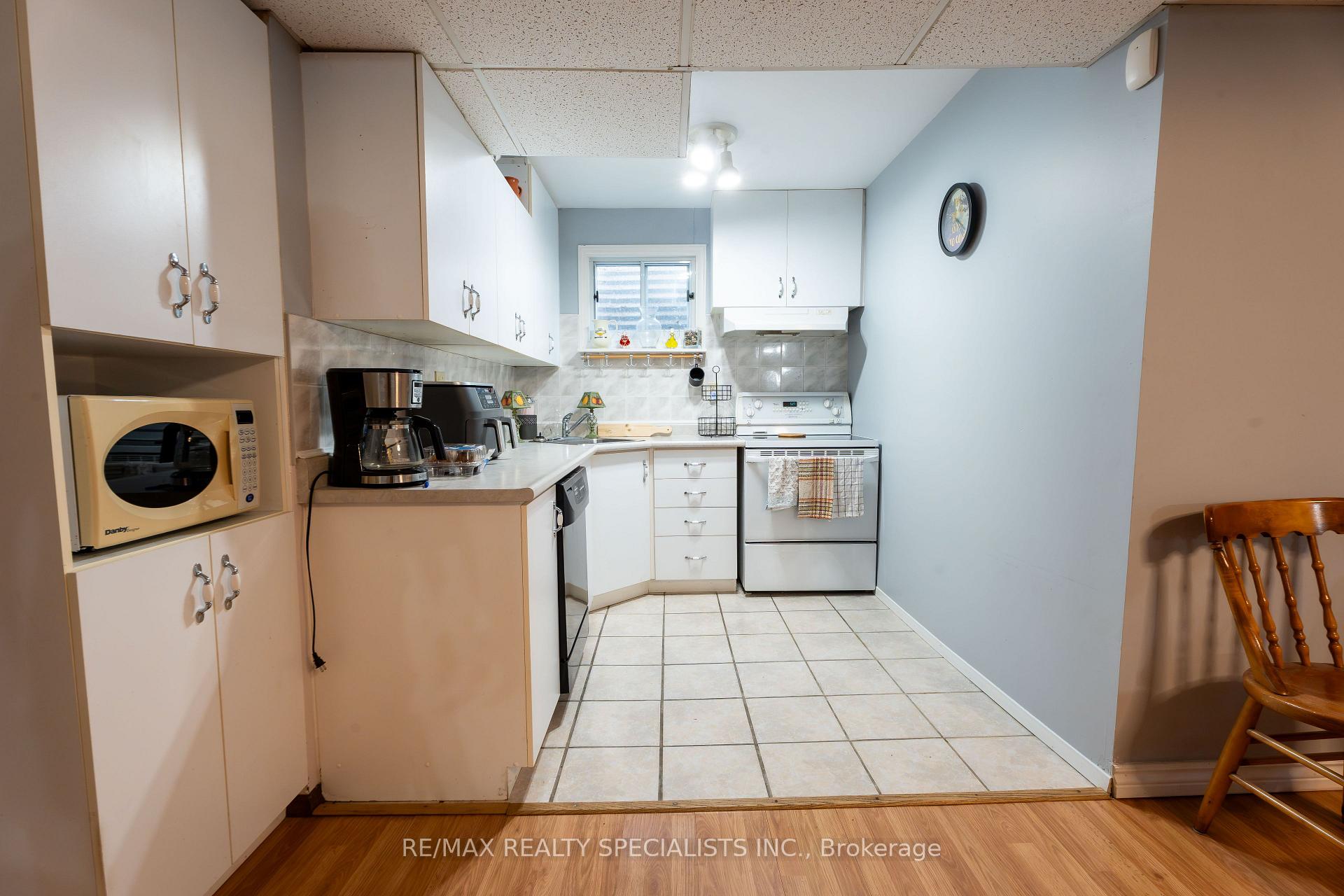 Photo 38 of 39 Parkside Drive, Brampton, Brampton South — HOMEH