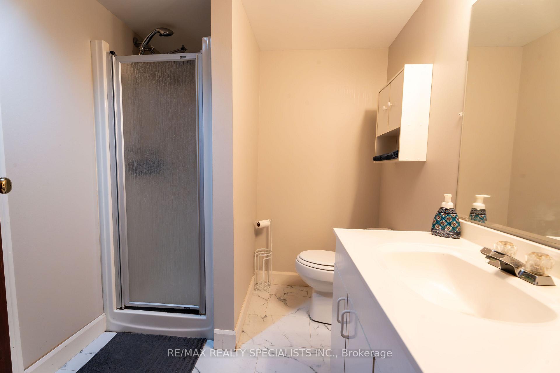 Photo 40 of 39 Parkside Drive, Brampton, Brampton South — HOMEH