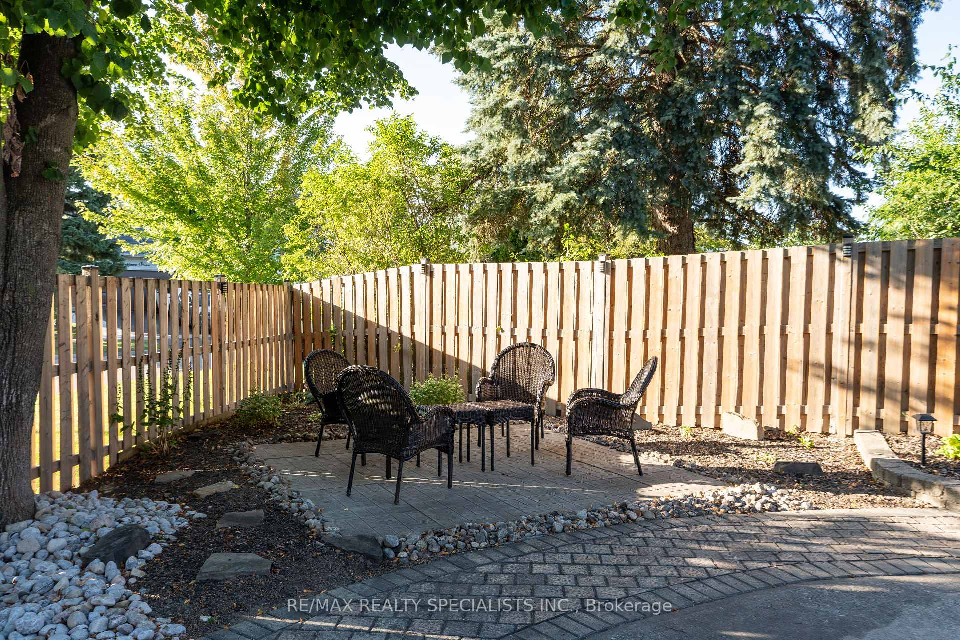 Photo 43 of 39 Parkside Drive, Brampton, Brampton South — HOMEH