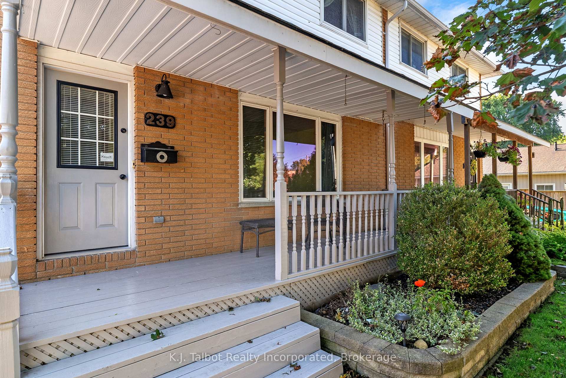 Photo 6 of 239 Tilt Street, Goderich, Goderich (Town) — HOMEH