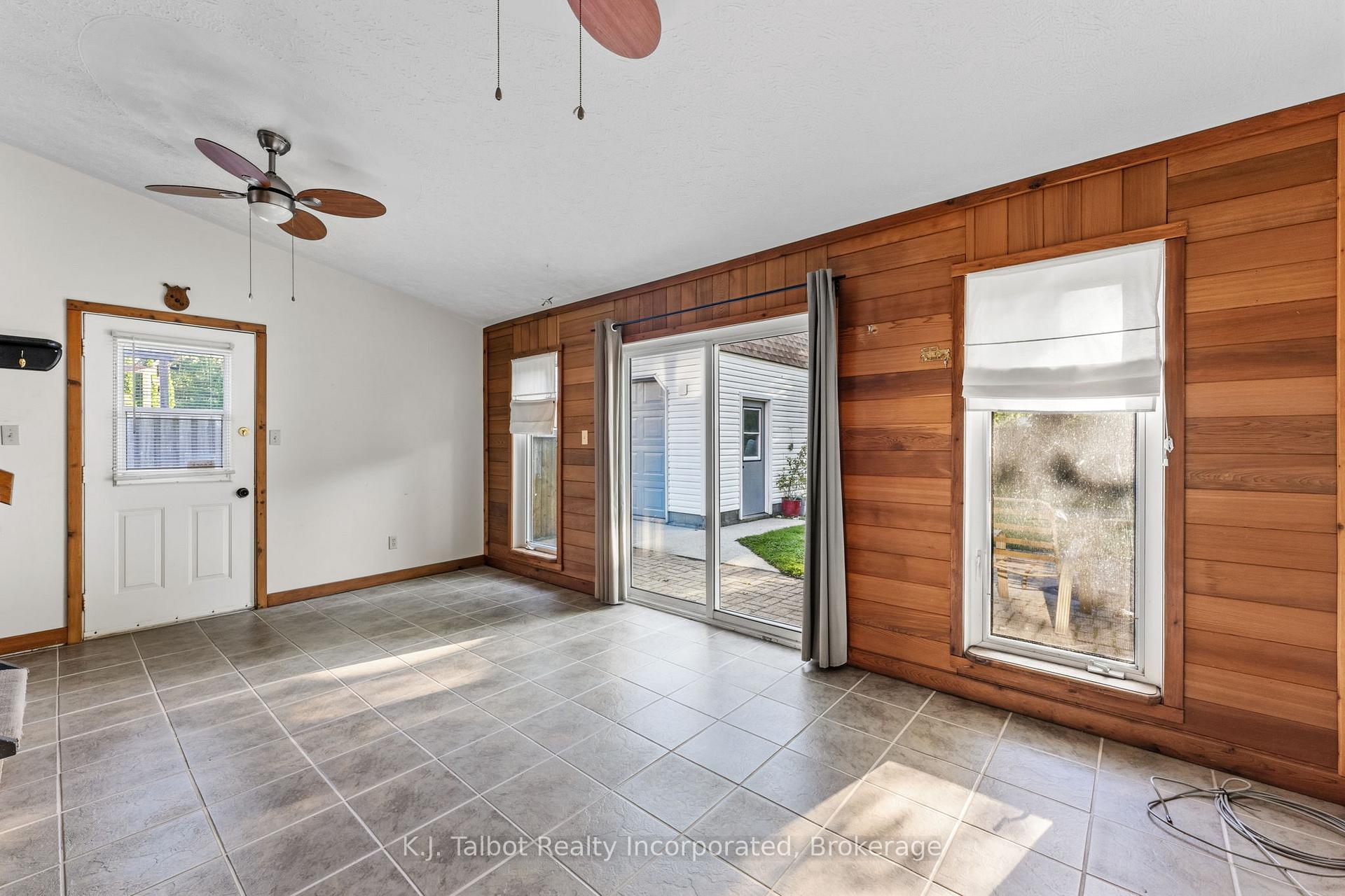 Photo 18 of 239 Tilt Street, Goderich, Goderich (Town) — HOMEH