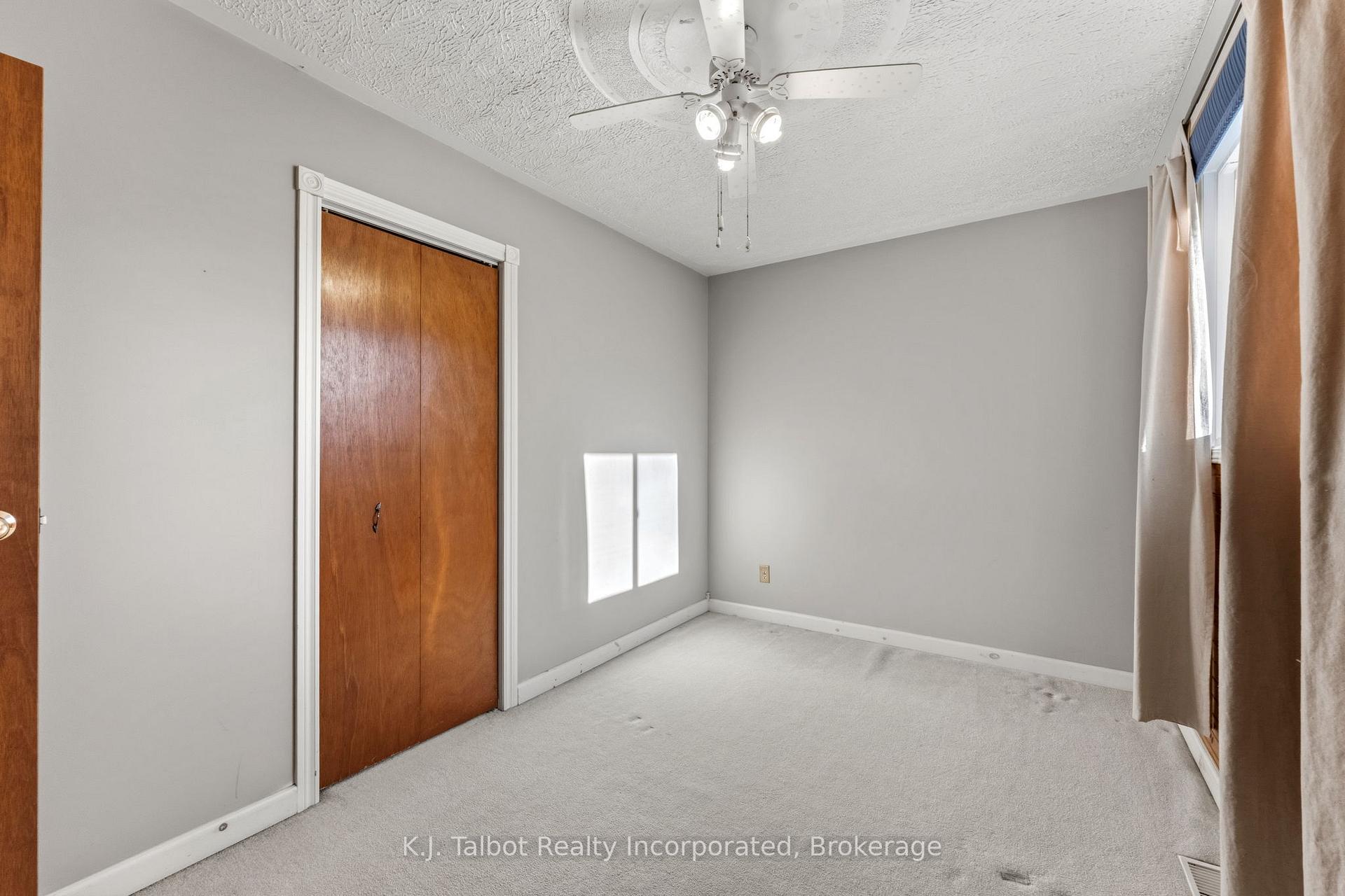 Photo 26 of 239 Tilt Street, Goderich, Goderich (Town) — HOMEH