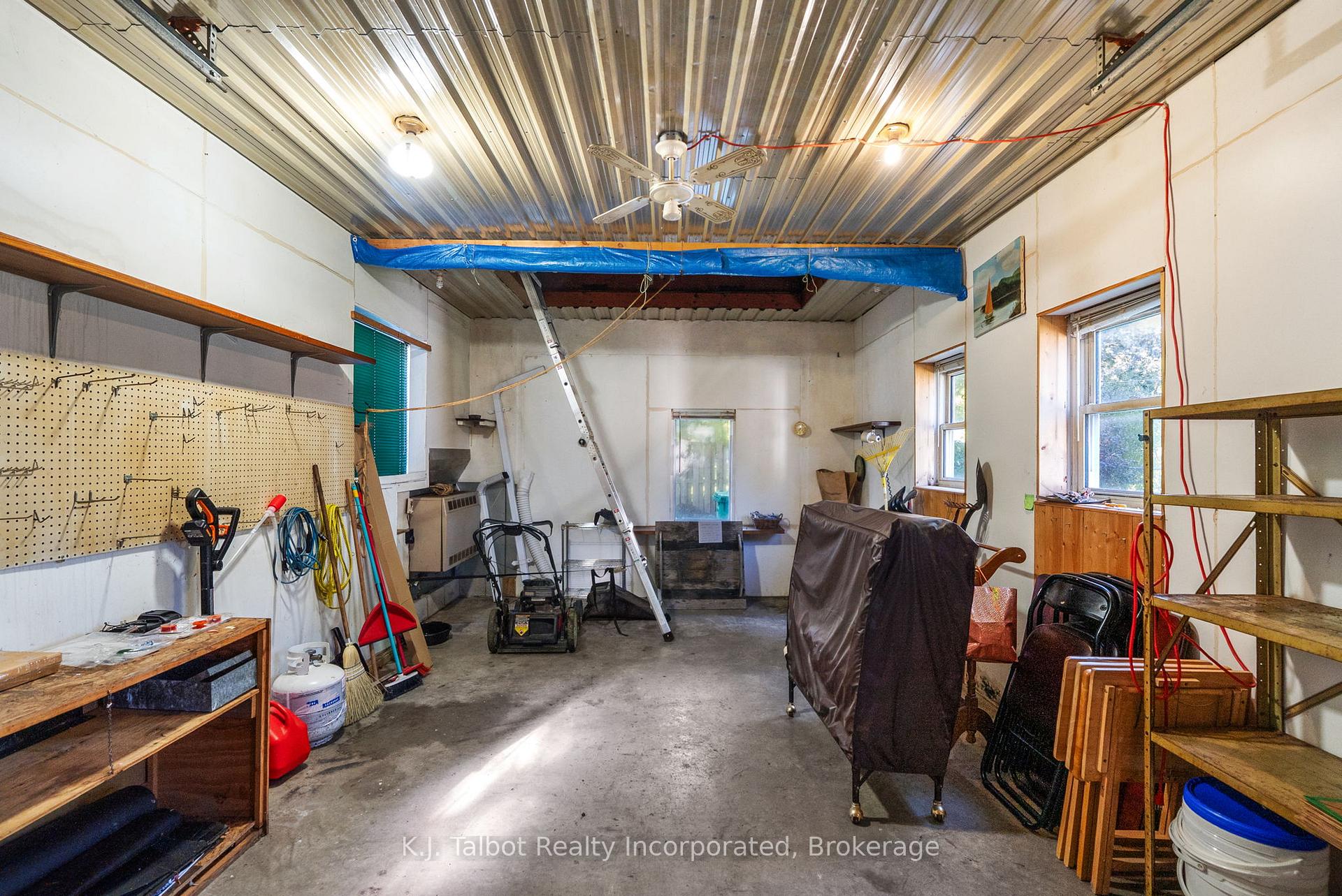 Photo 40 of 239 Tilt Street, Goderich, Goderich (Town) — HOMEH