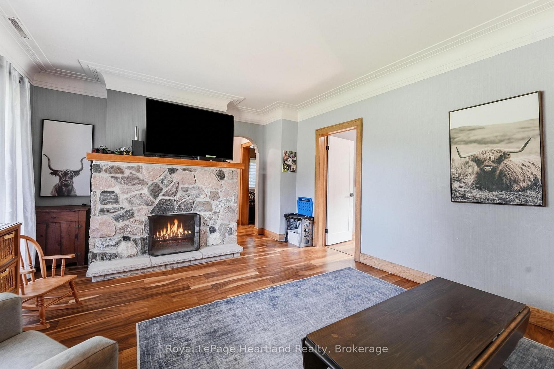 Photo 9 of 77872 London Road, Huron East, Tuckersmith — HOMEH