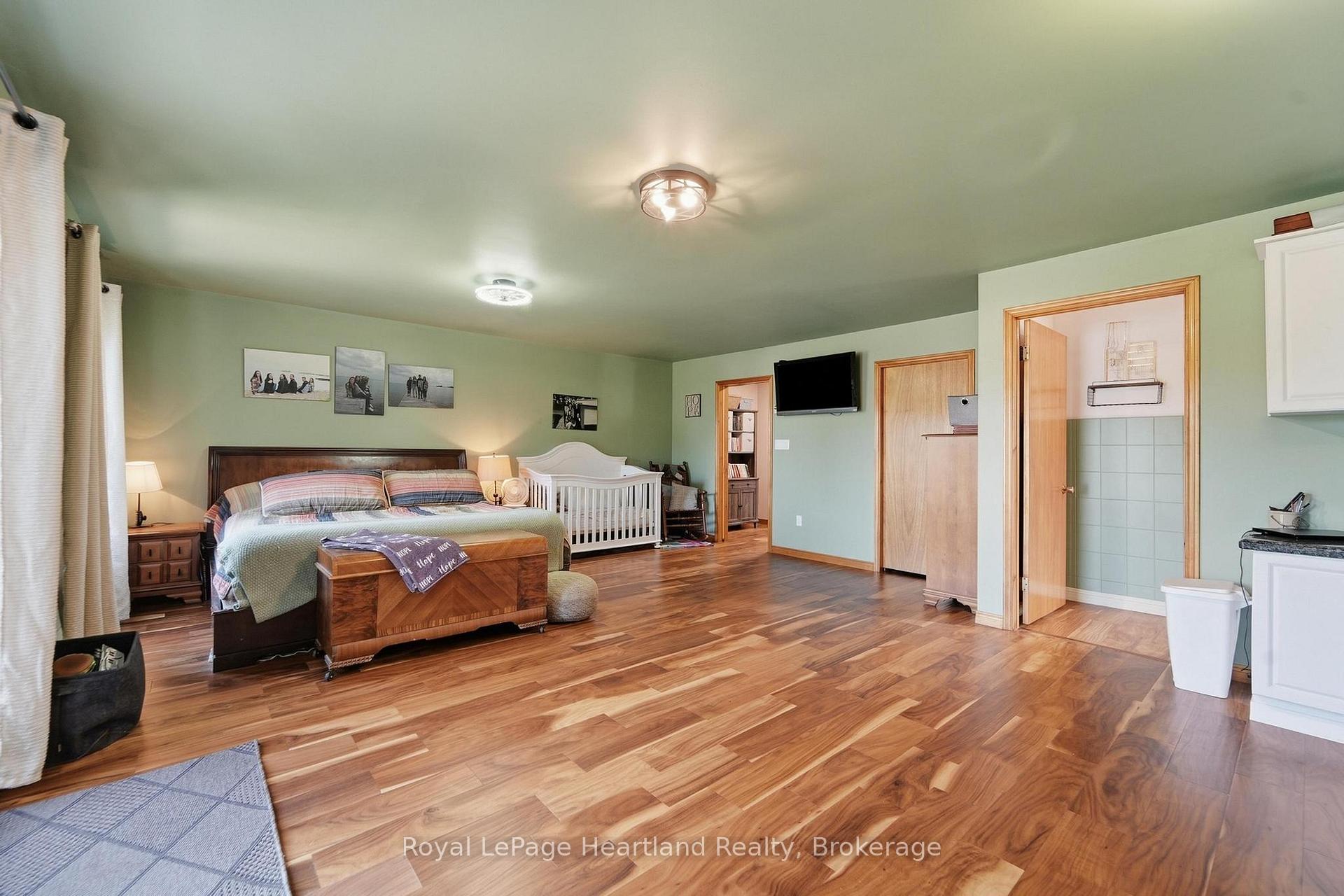 Photo 34 of 77872 London Road, Huron East, Tuckersmith — HOMEH
