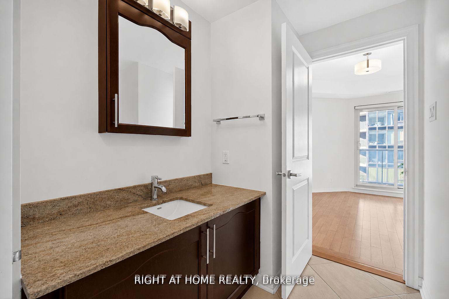 Photo 23 of Unit 1601, 242 Rideau Street, Ottawa, Sandy Hill — HOMEH