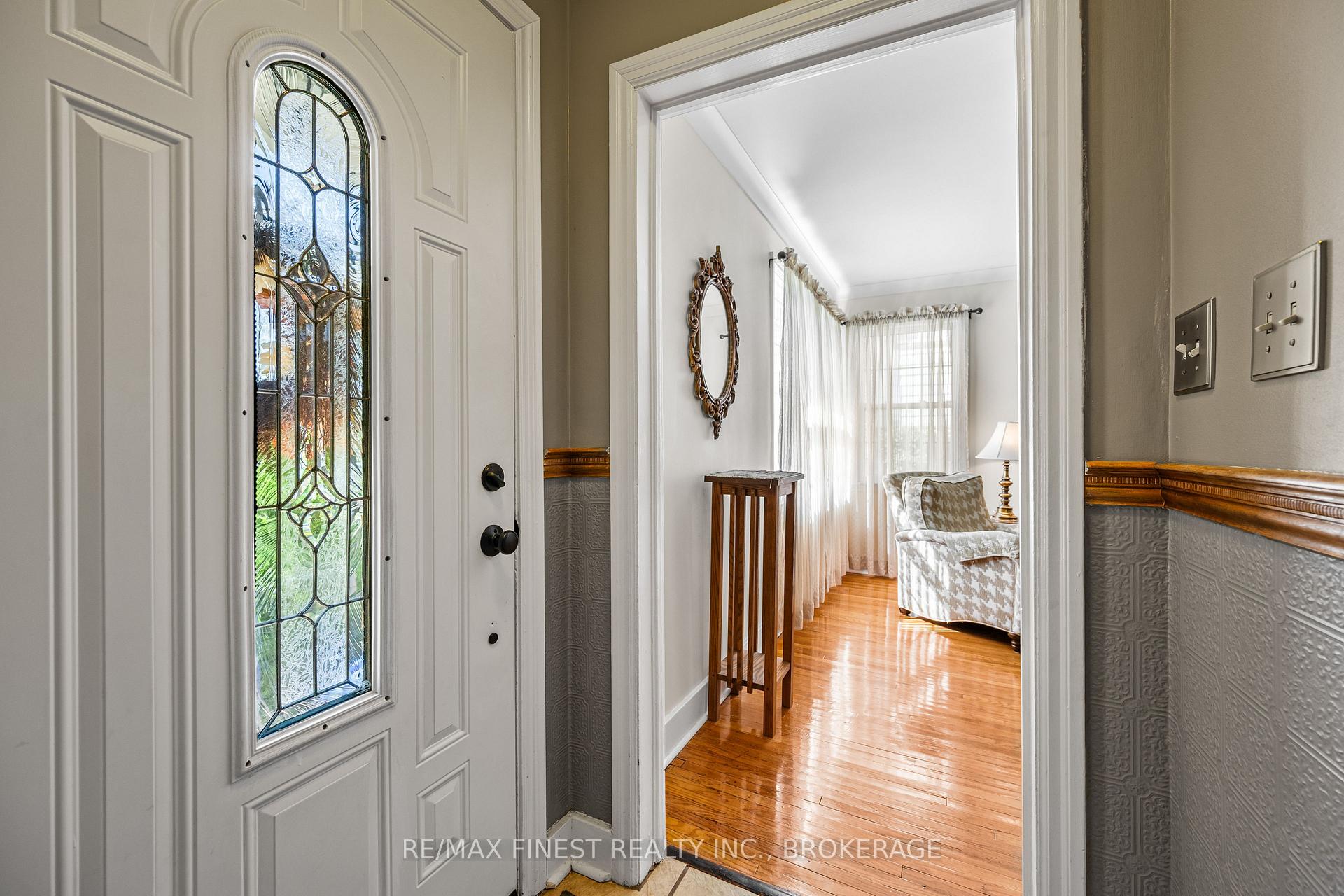 Photo 4 of 15 Alexander Street, Kingston, West of Sir John A. Blvd — HOMEH
