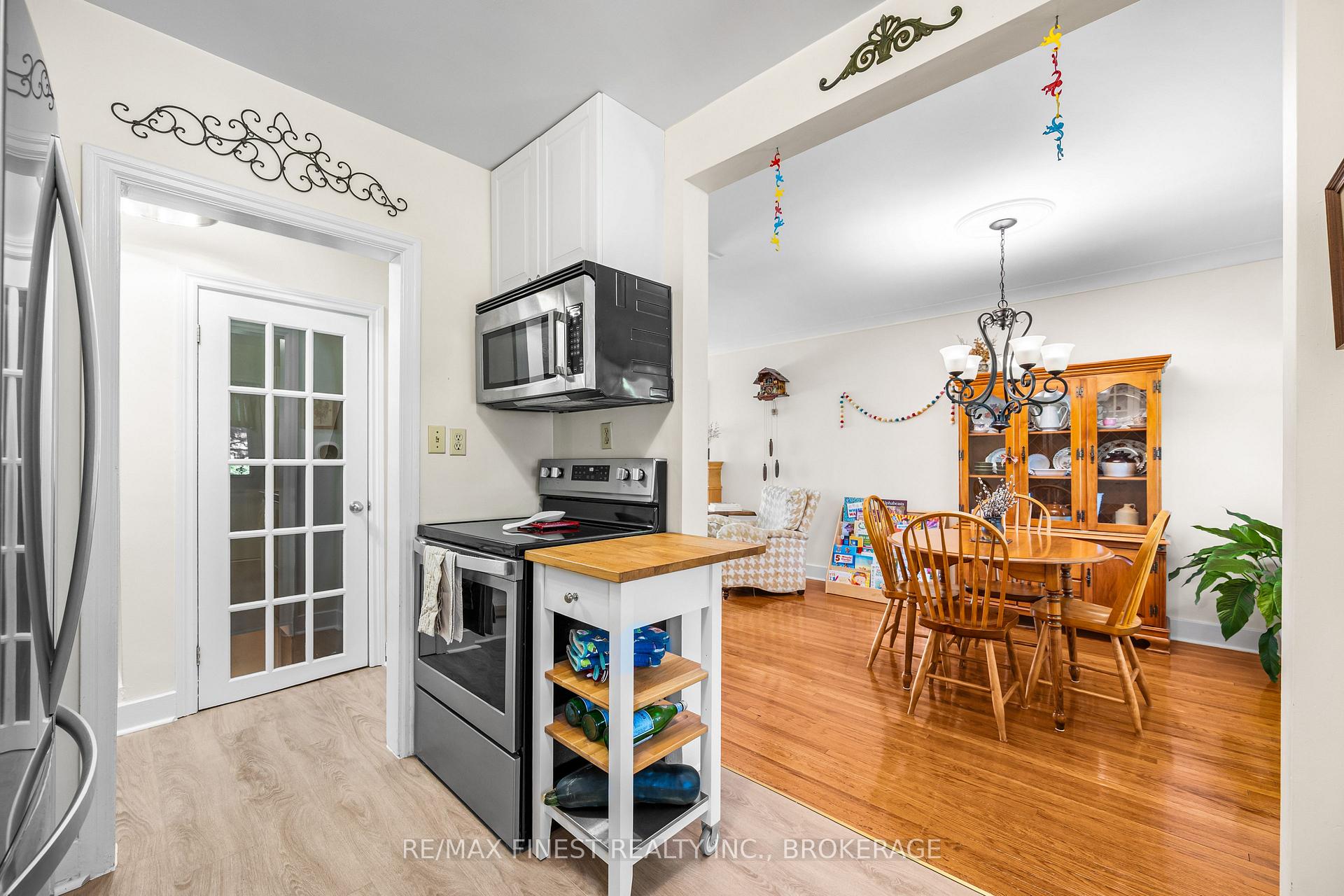 Photo 12 of 15 Alexander Street, Kingston, West of Sir John A. Blvd — HOMEH