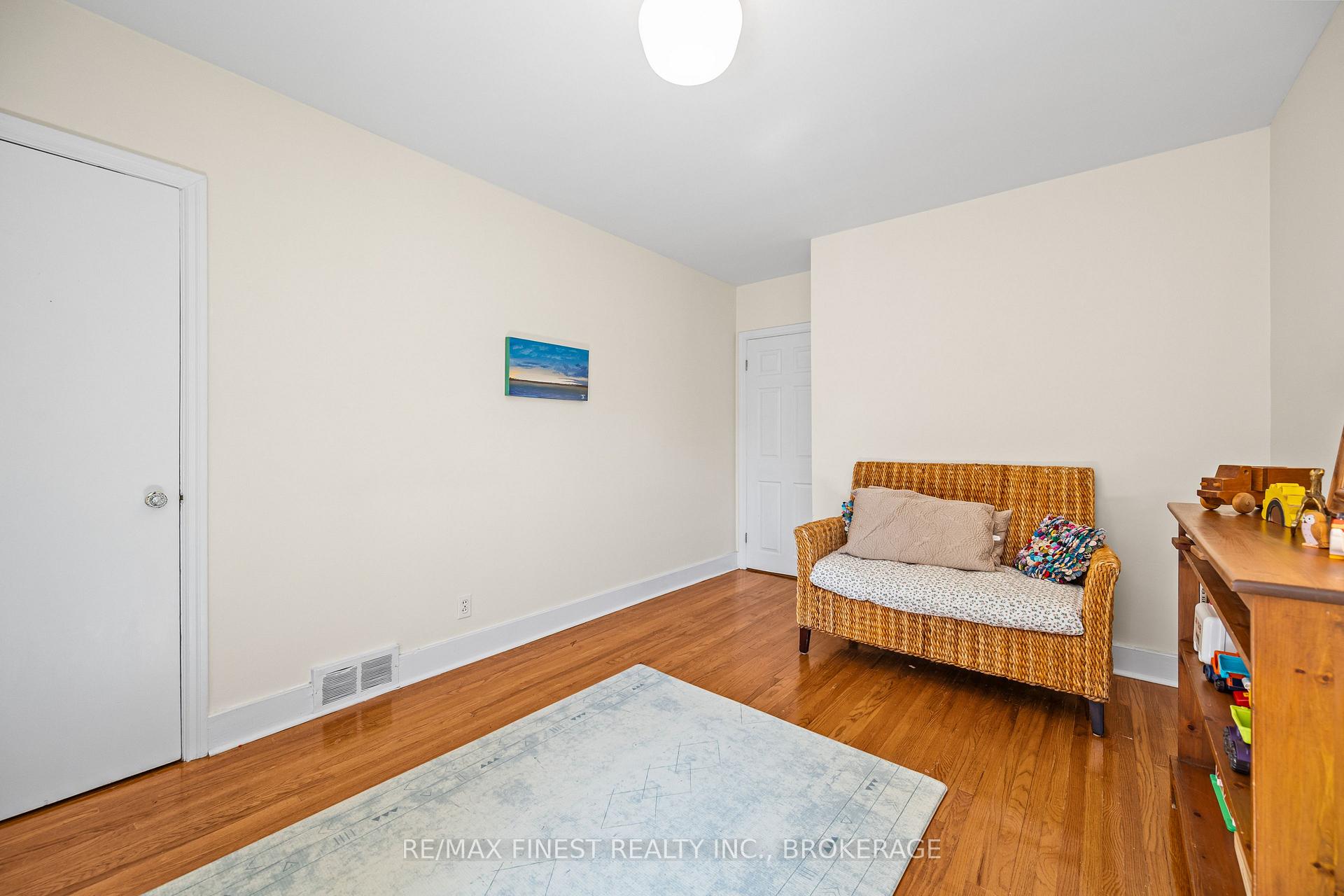 Photo 20 of 15 Alexander Street, Kingston, West of Sir John A. Blvd — HOMEH